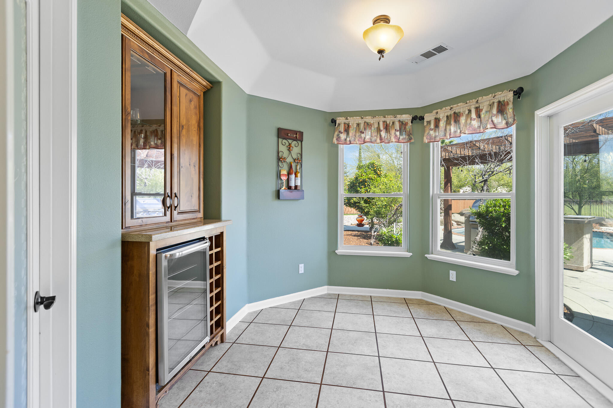 32250 Appaloosa Dr, Springville, CA 93265