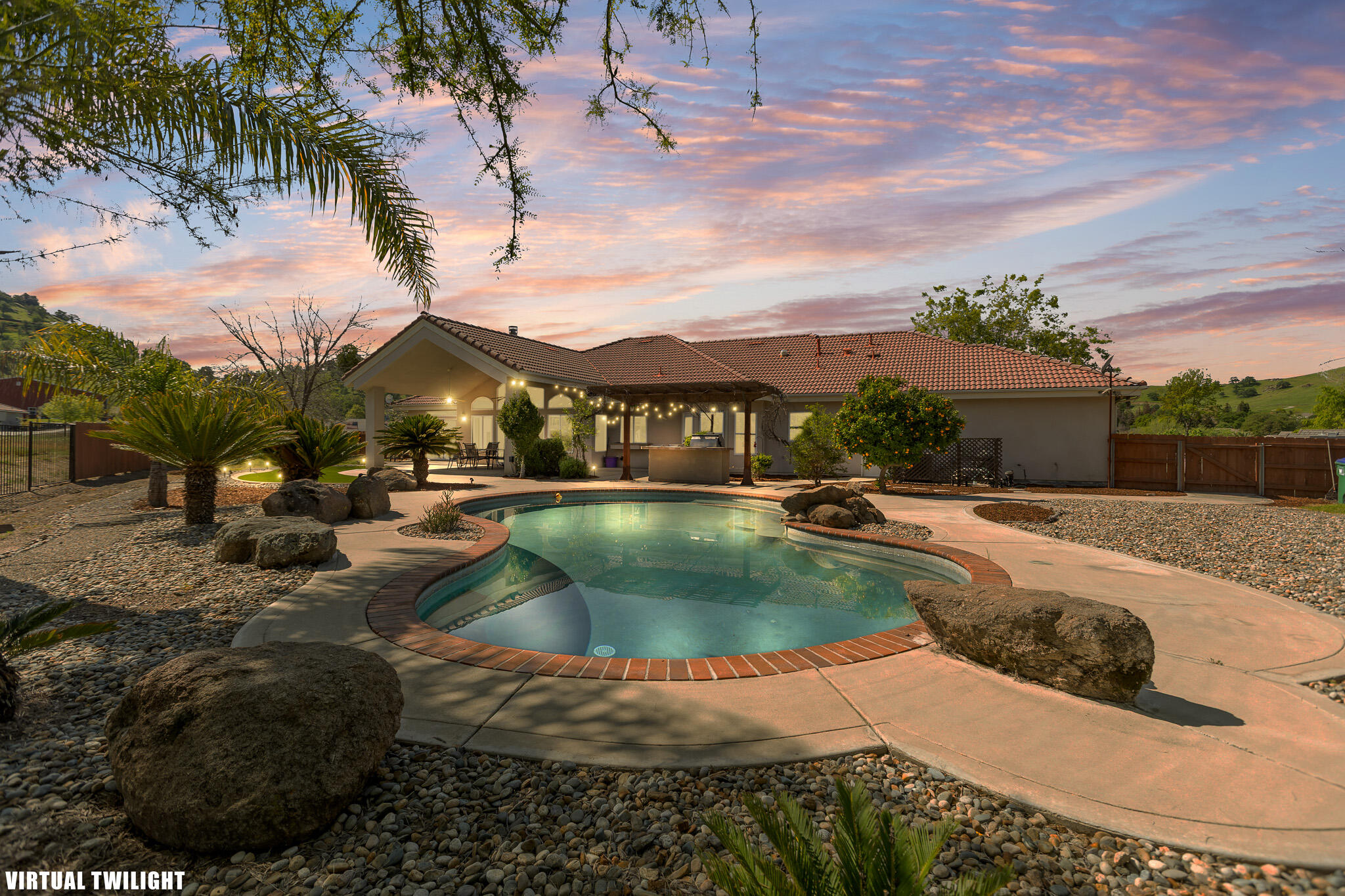 32250 Appaloosa Dr, Springville, CA 93265