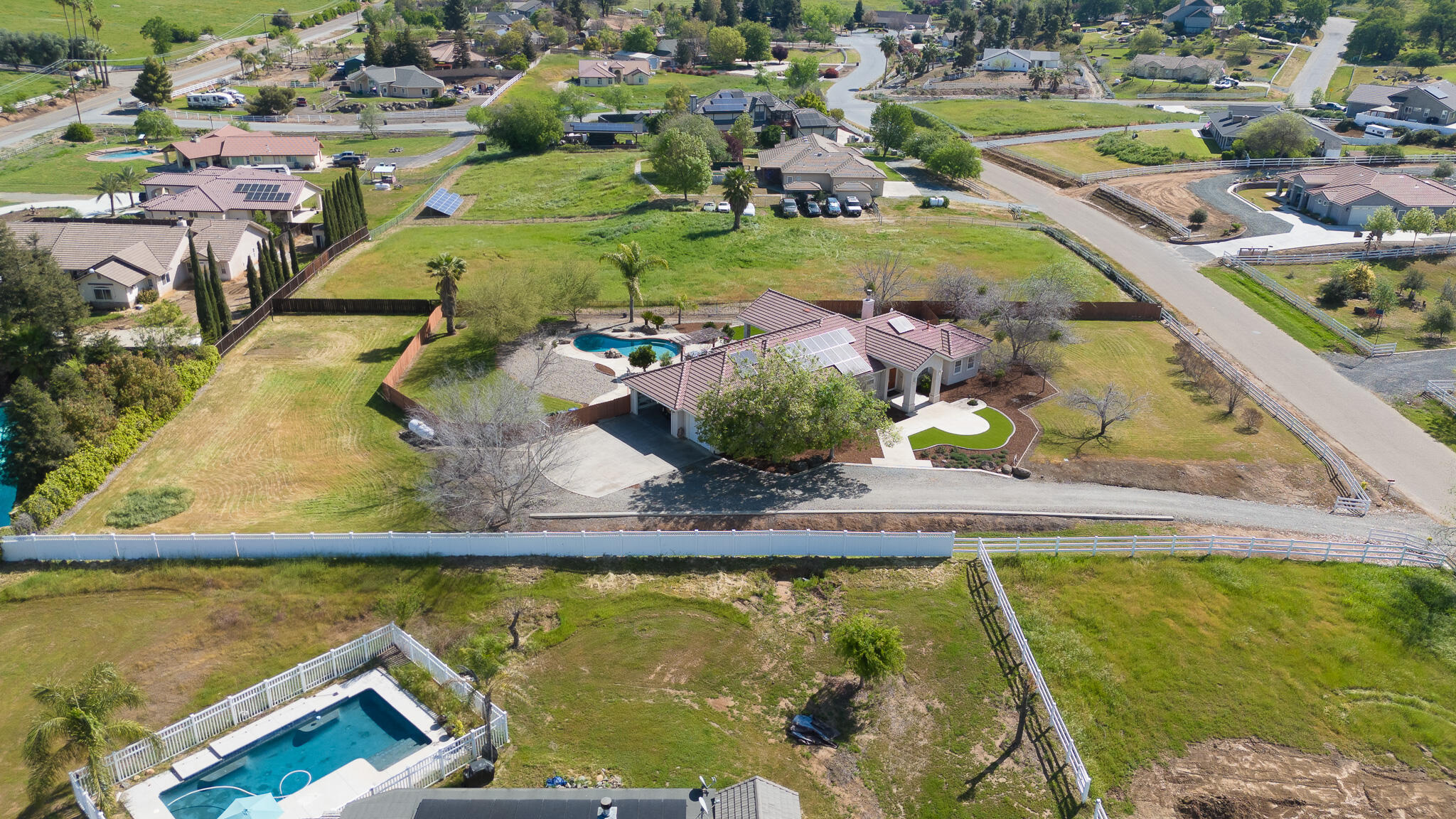 32250 Appaloosa Dr, Springville, CA 93265