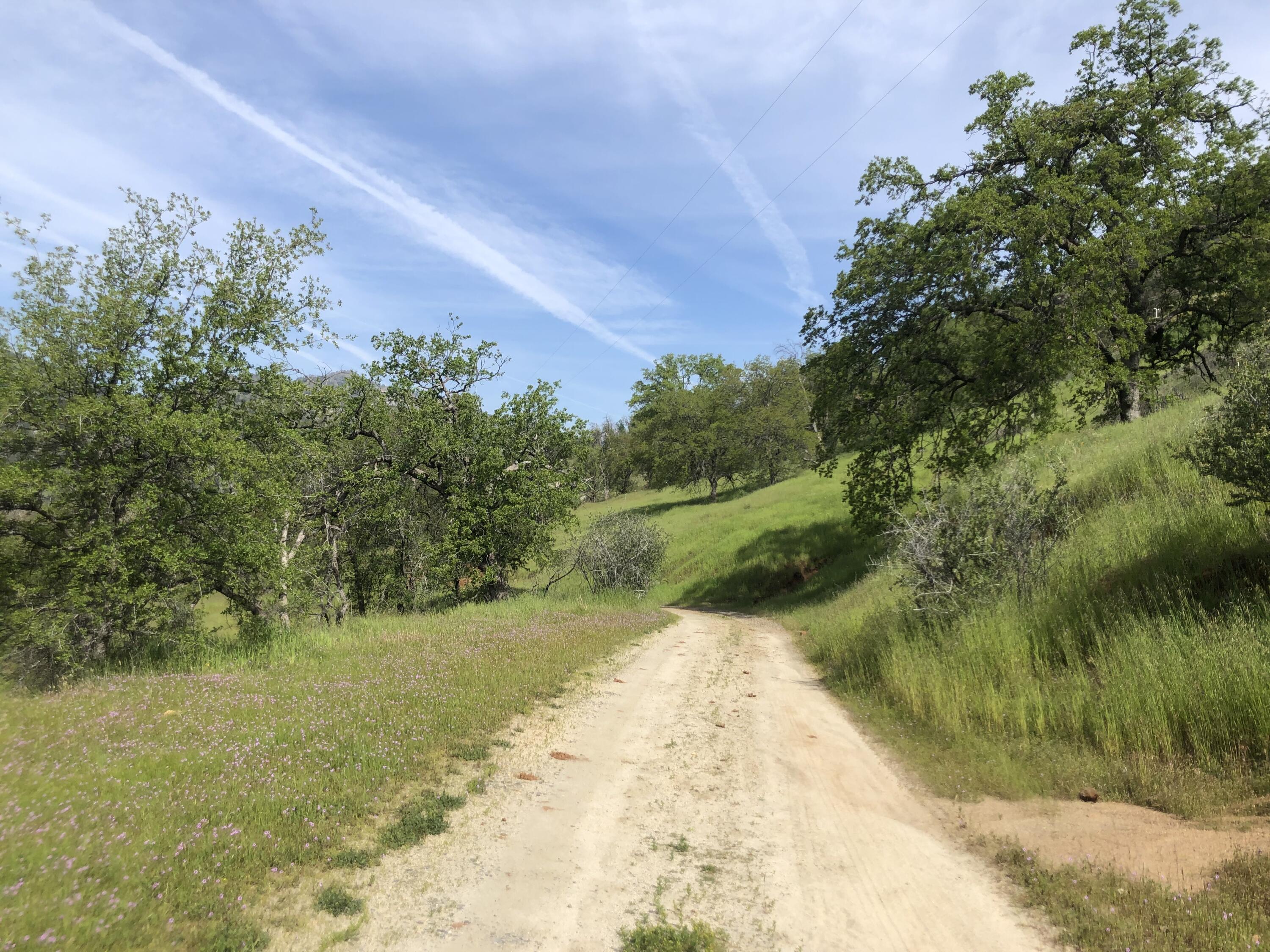 00 N Kaweah River Dr, Three Rivers, CA 93271