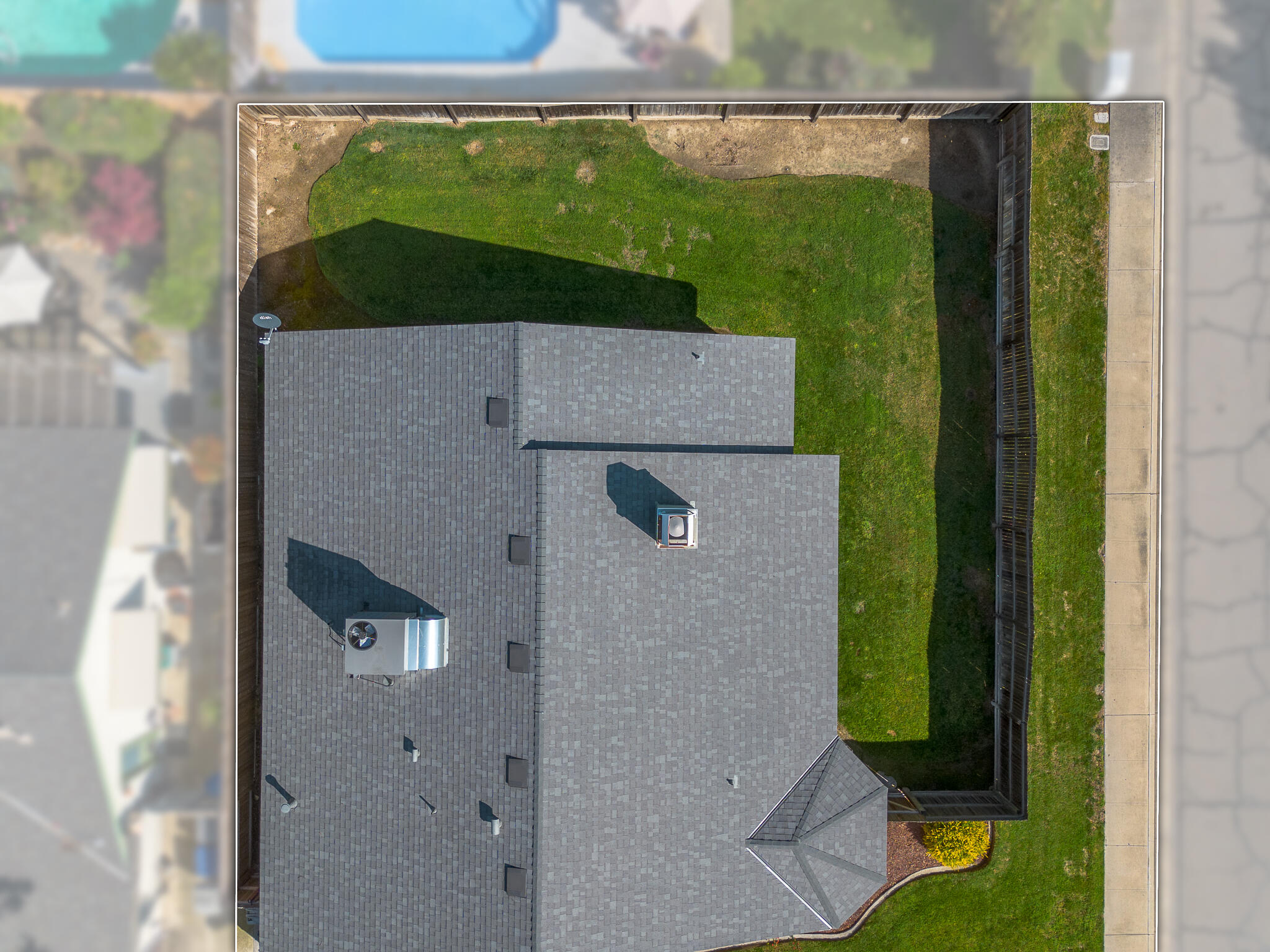 1230 W La Vida Ct, Visalia, CA 93277