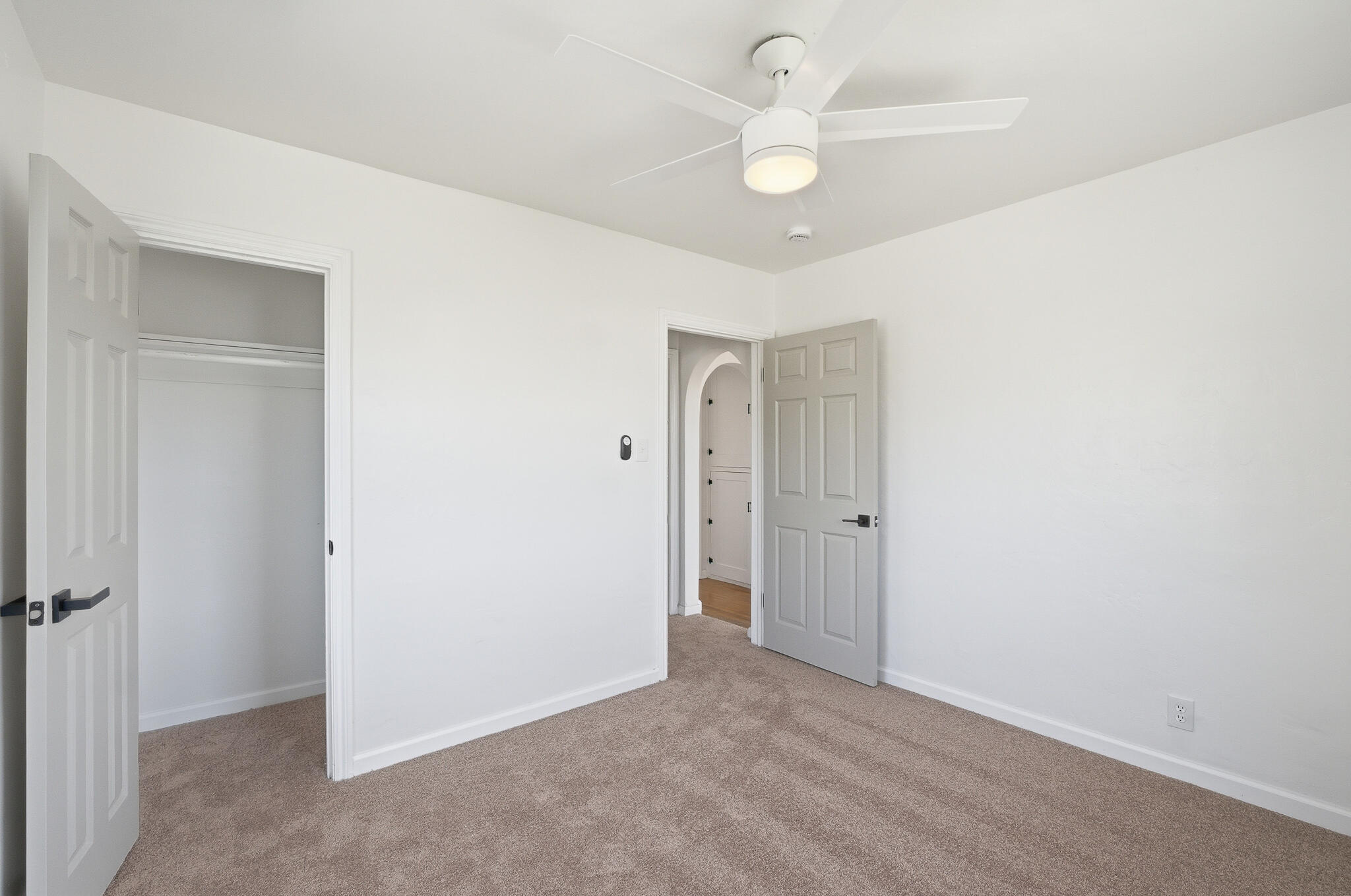 908 S Clark St, Visalia, CA 93292