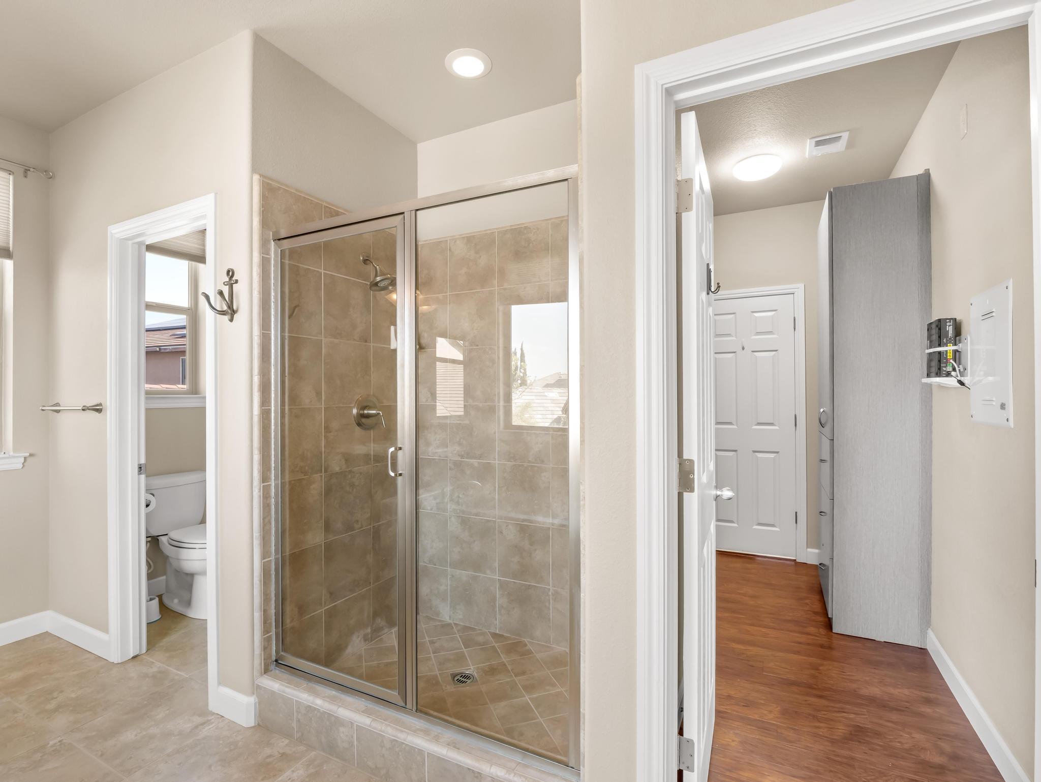 1178 Blackwood Ave, Clovis, CA 93619