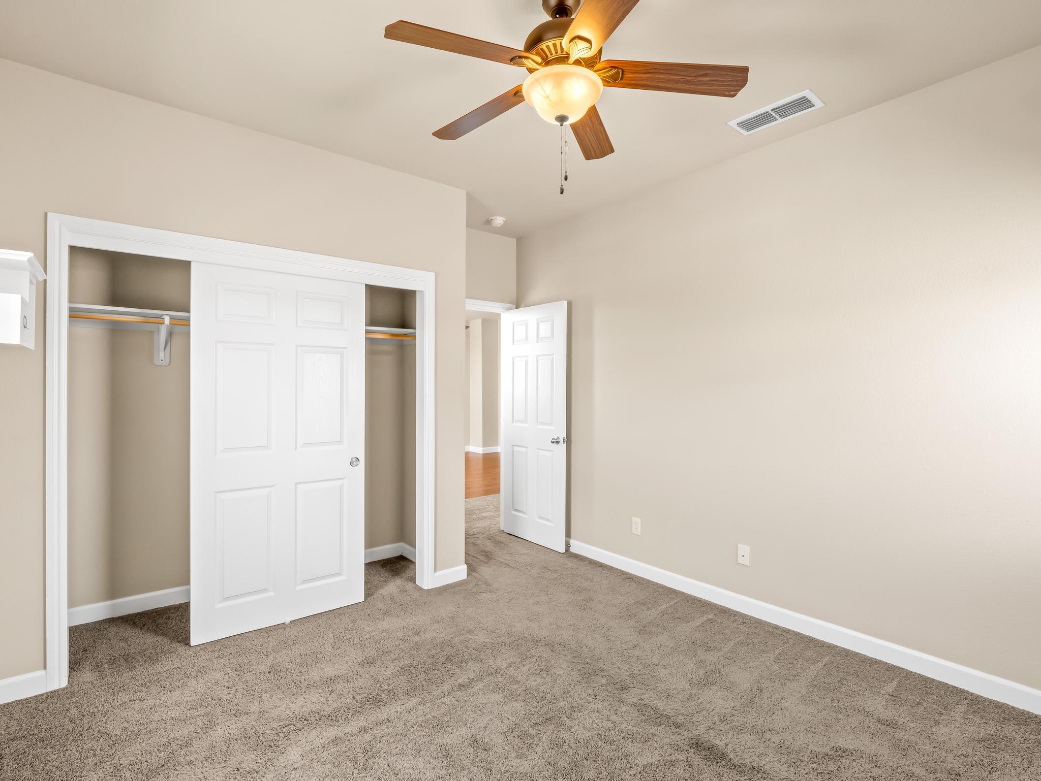 1178 Blackwood Ave, Clovis, CA 93619