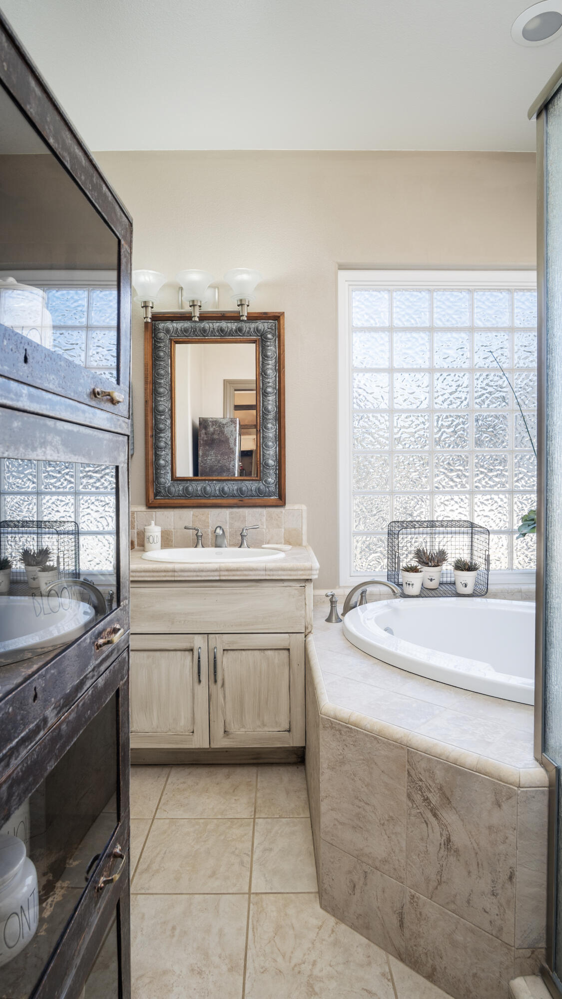 2566 Callender Rd, Arroyo Grande, CA 93420