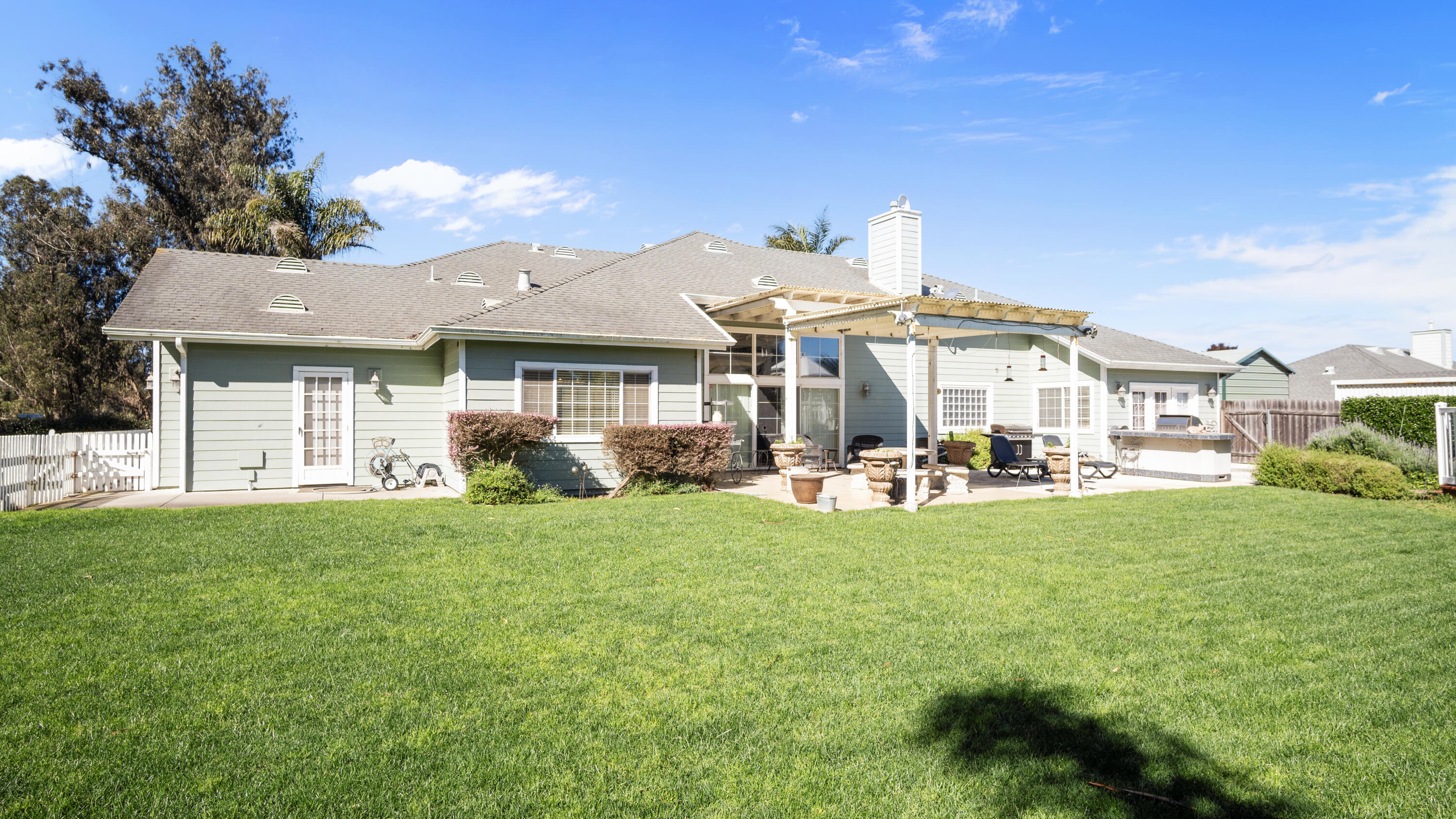 2566 Callender Rd, Arroyo Grande, CA 93420