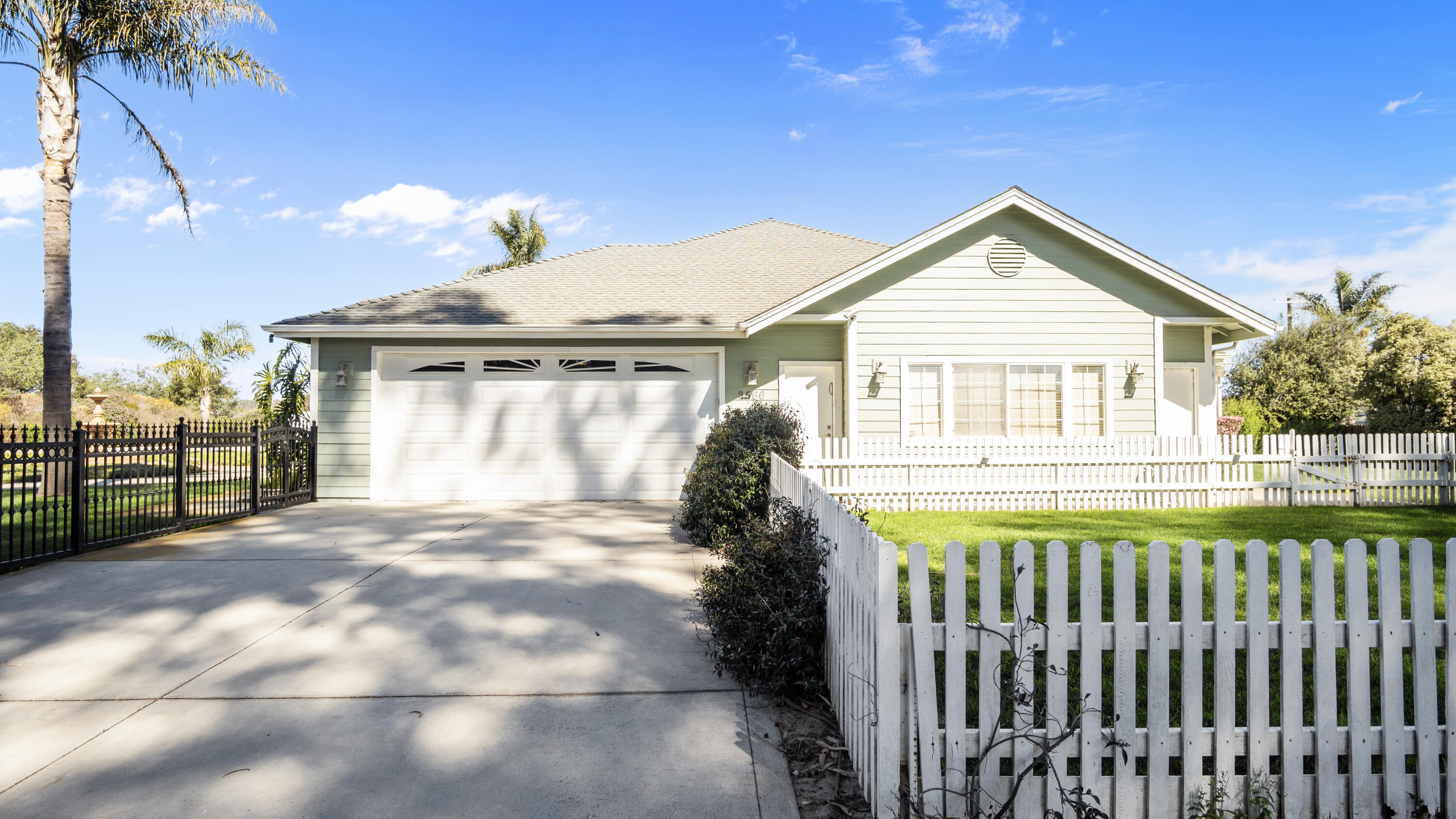 2566 Callender Rd, Arroyo Grande, CA 93420