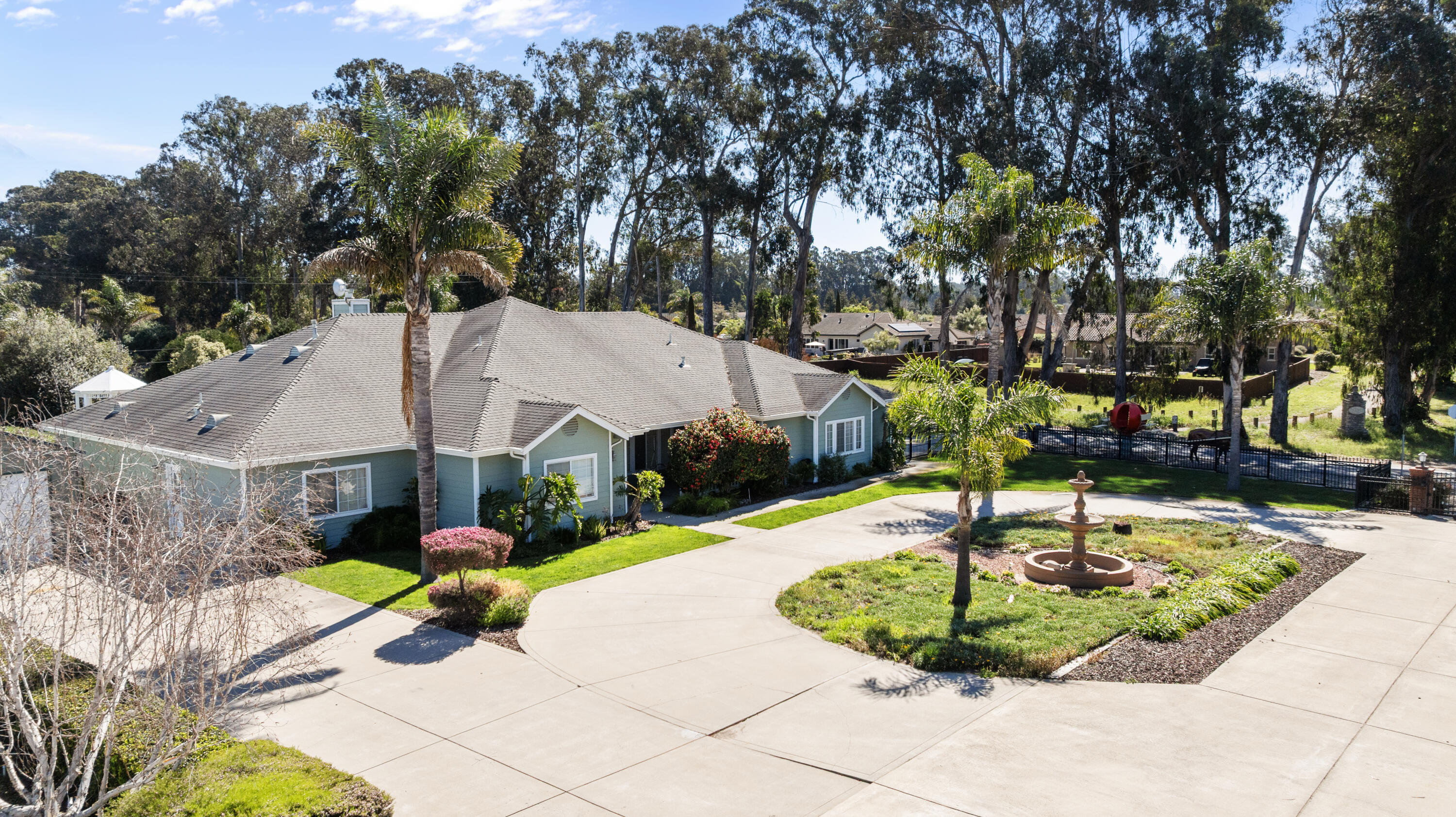 2566 Callender Rd, Arroyo Grande, CA 93420