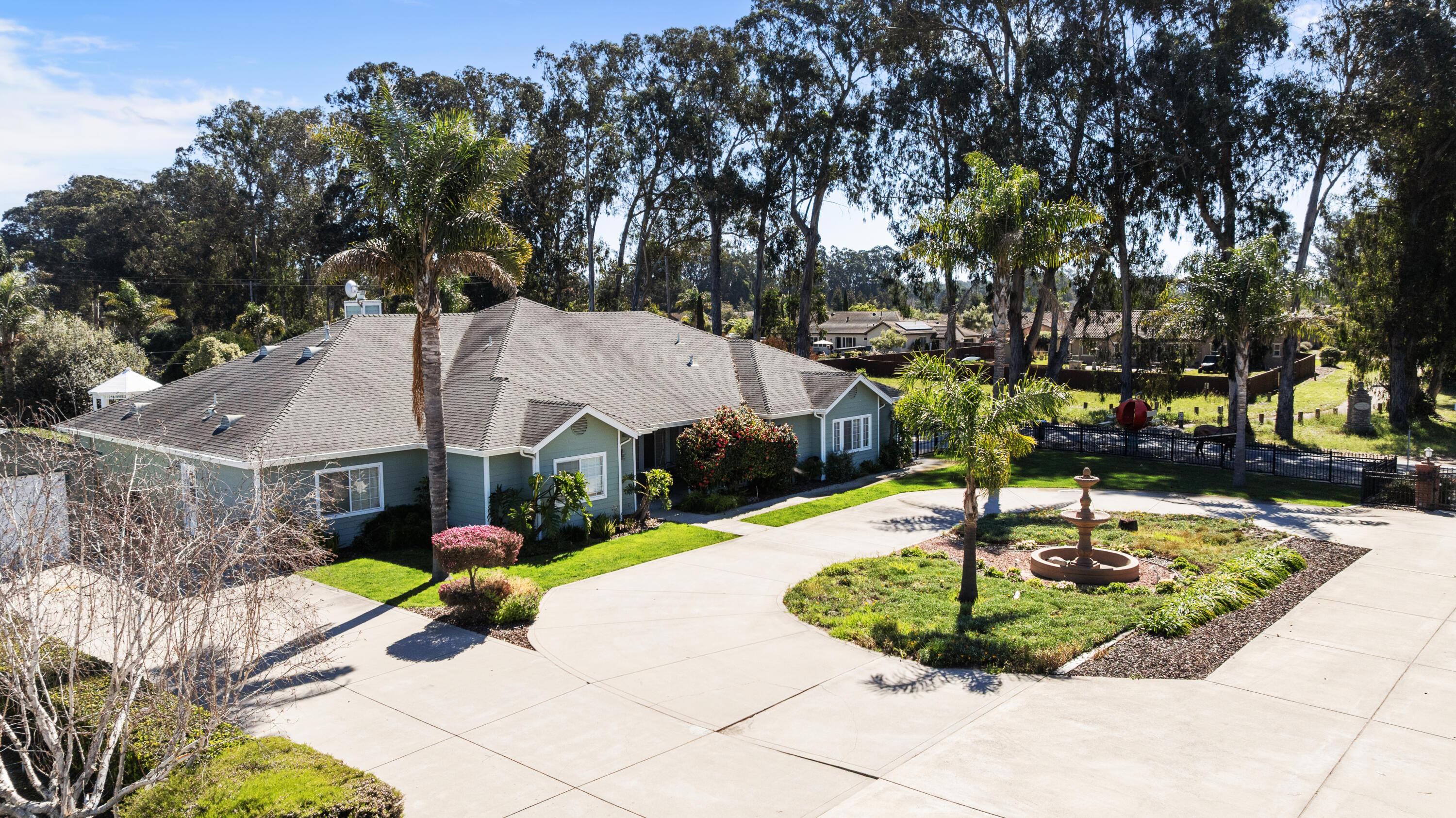 2566 Callender Rd, Arroyo Grande, CA 93420