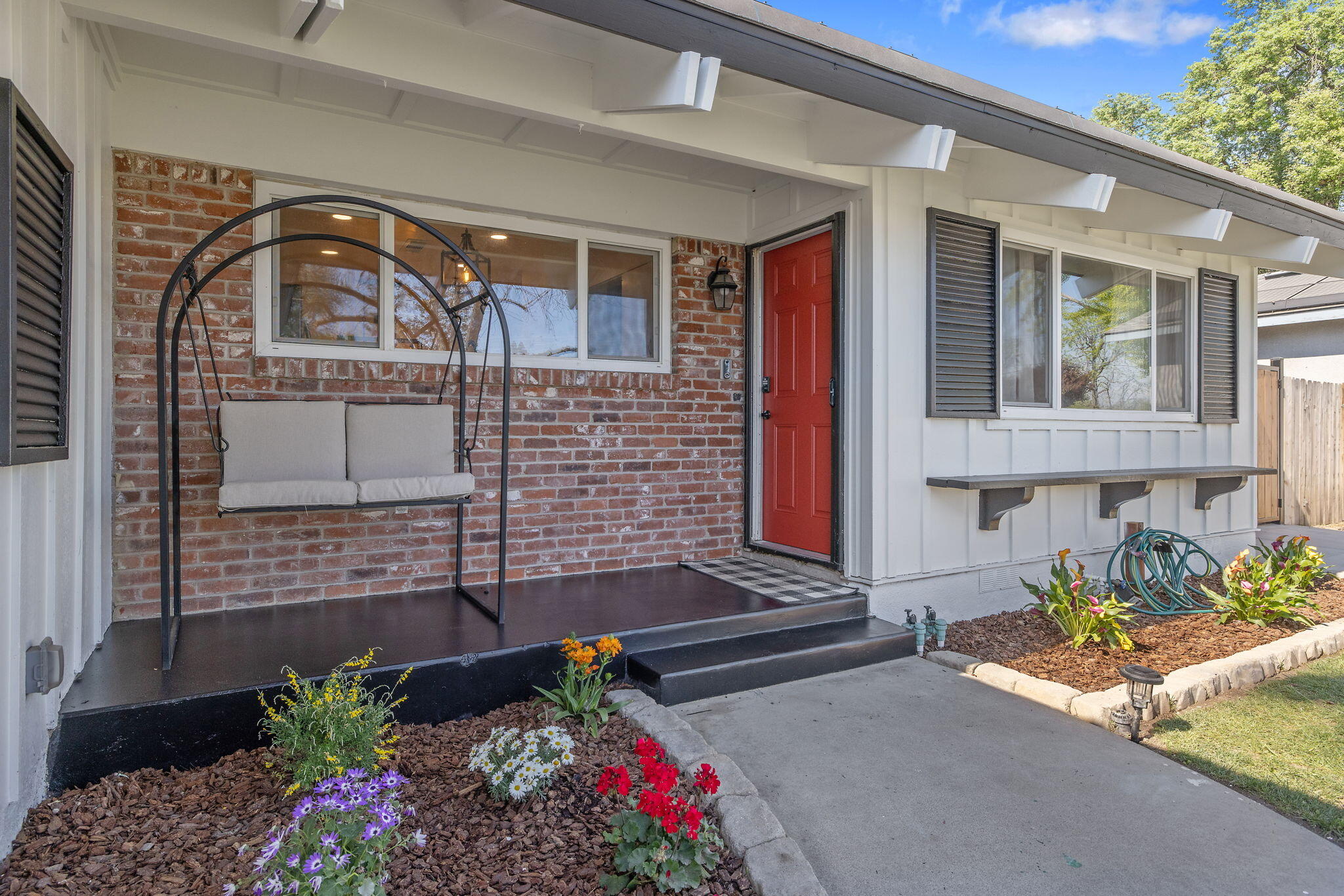 2626 W Princeton Ave, Visalia, CA 93277