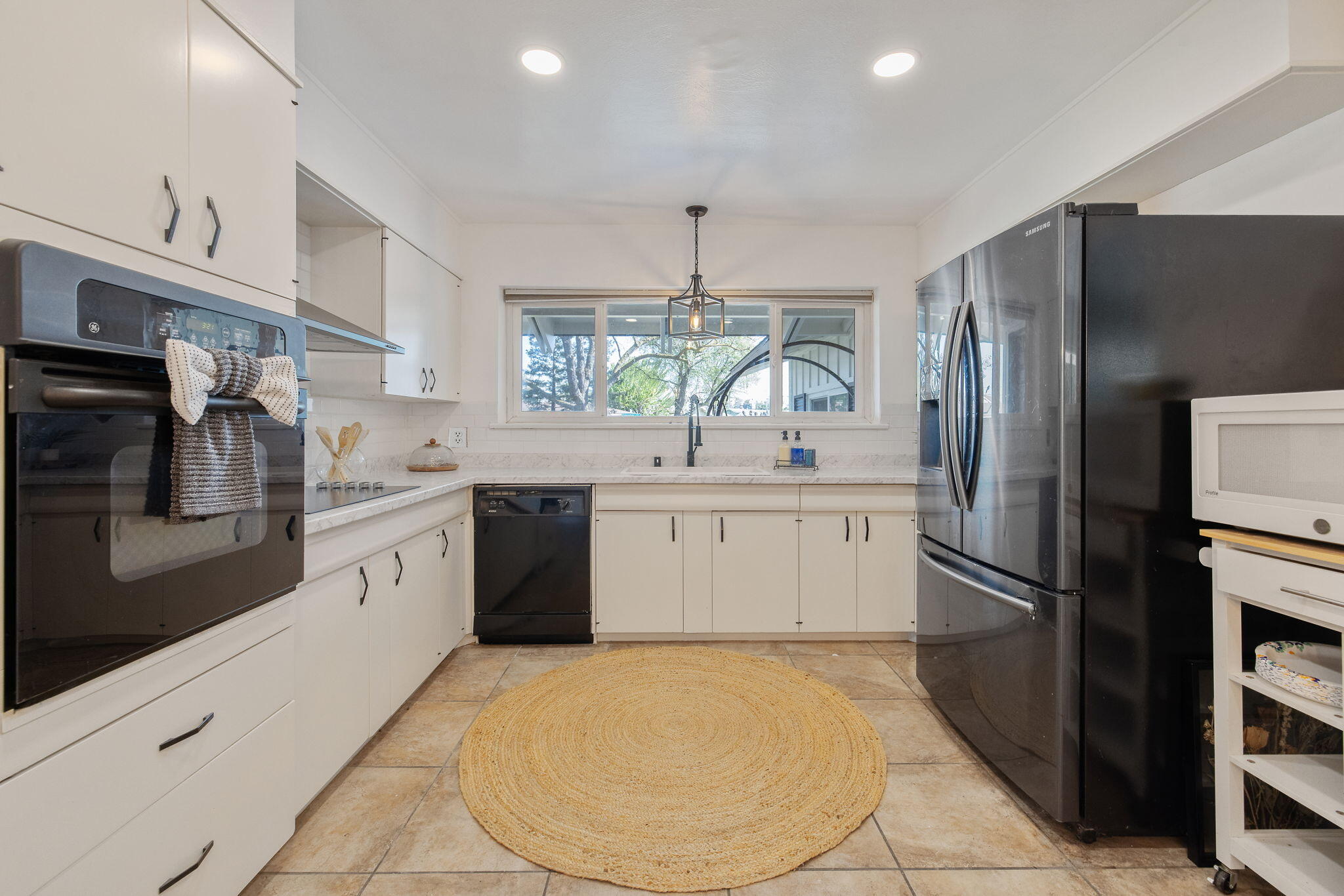 2626 W Princeton Ave, Visalia, CA 93277