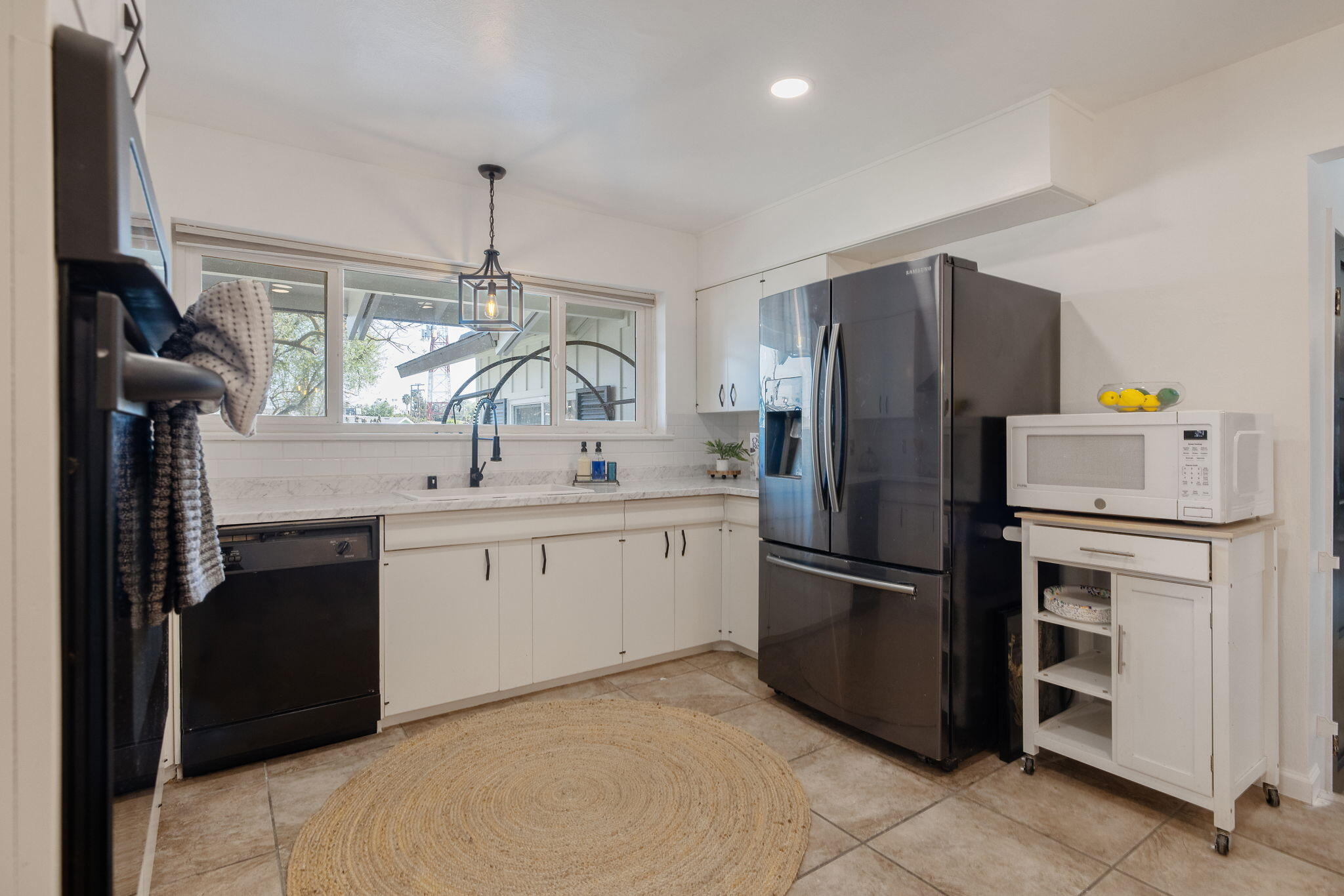 2626 W Princeton Ave, Visalia, CA 93277