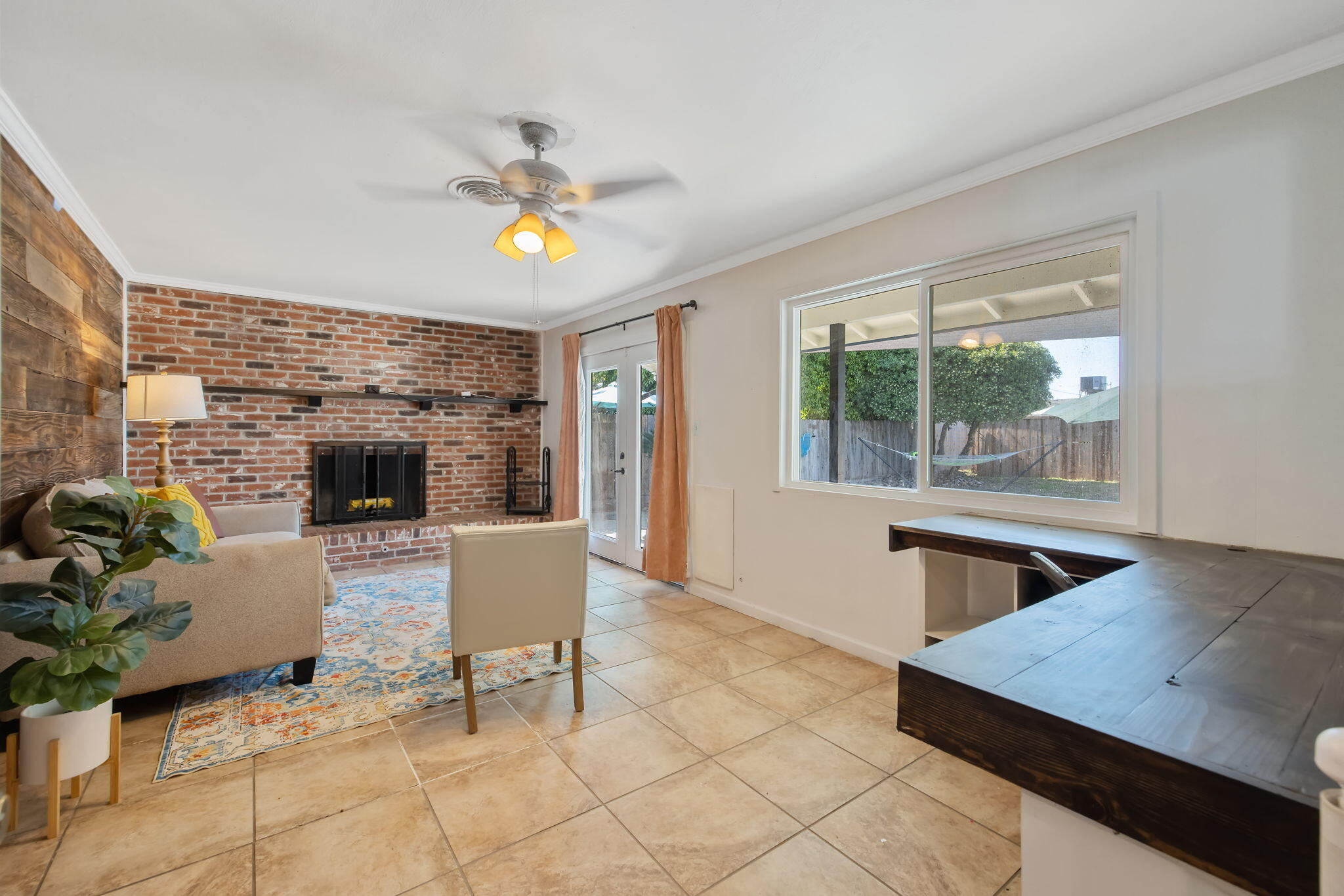 2626 W Princeton Ave, Visalia, CA 93277