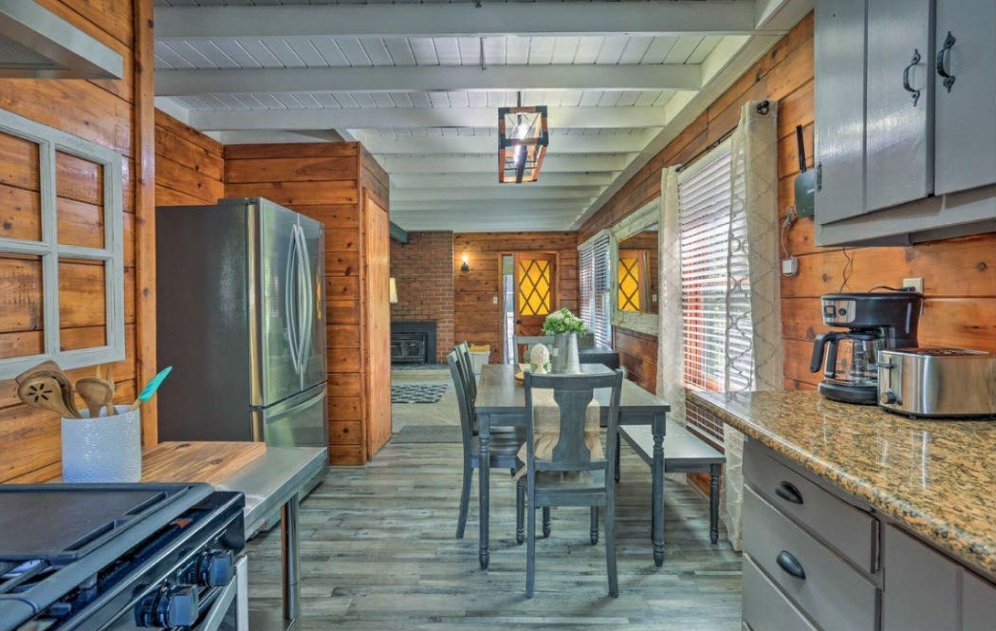 42036 Tollhouse Rd, Shaver Lake, CA 93664