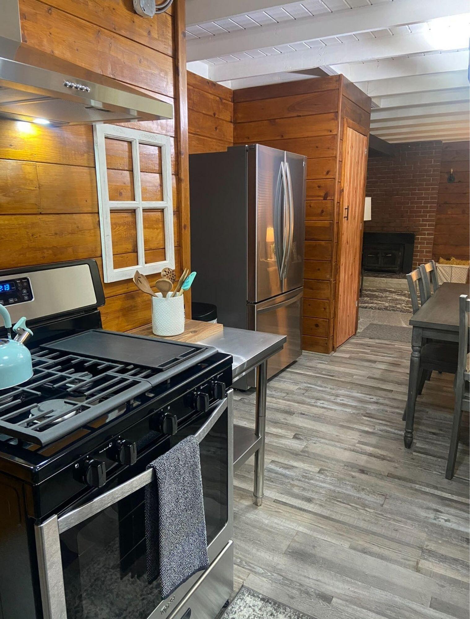 42036 Tollhouse Rd, Shaver Lake, CA 93664