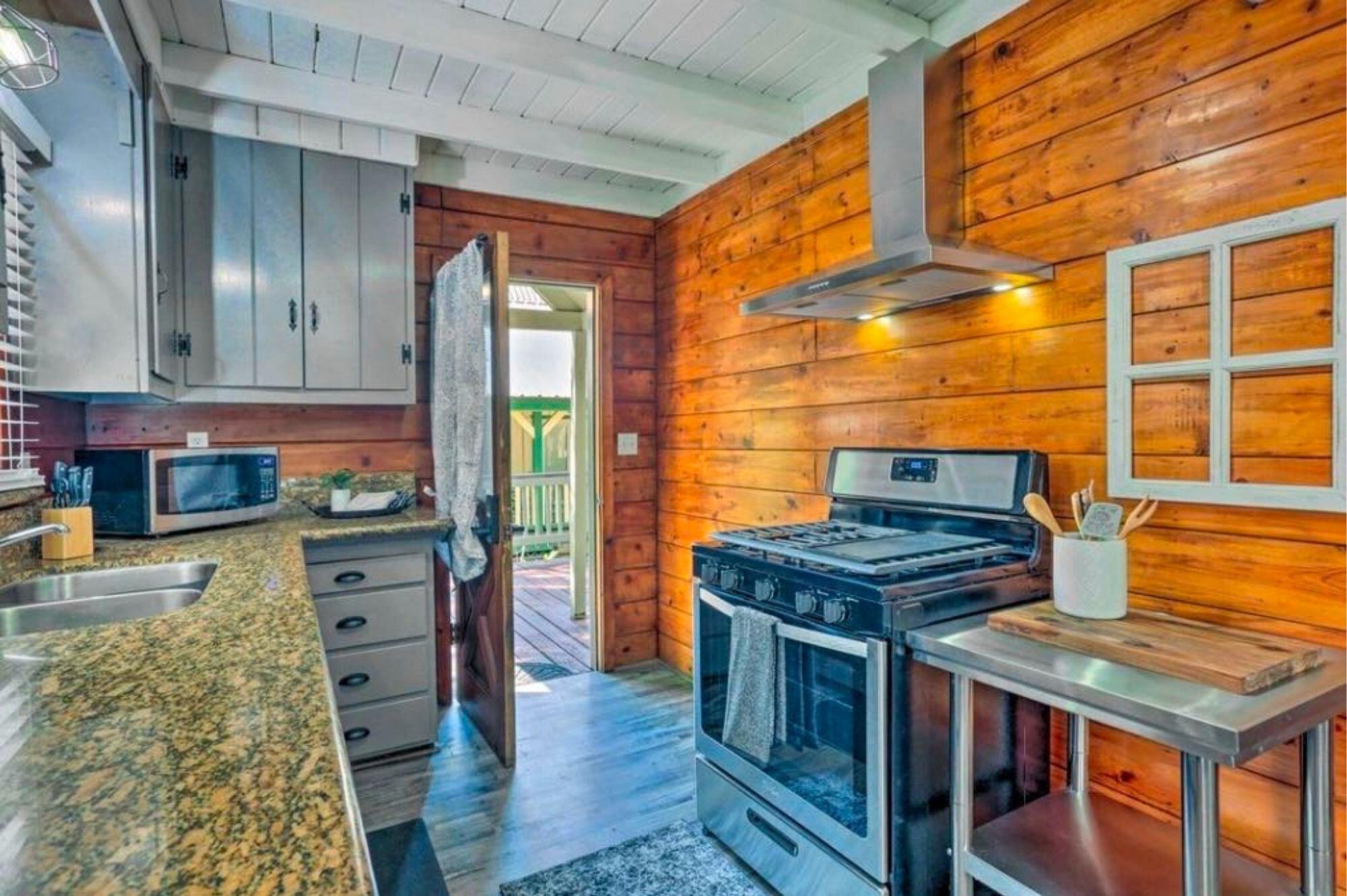 42036 Tollhouse Rd, Shaver Lake, CA 93664