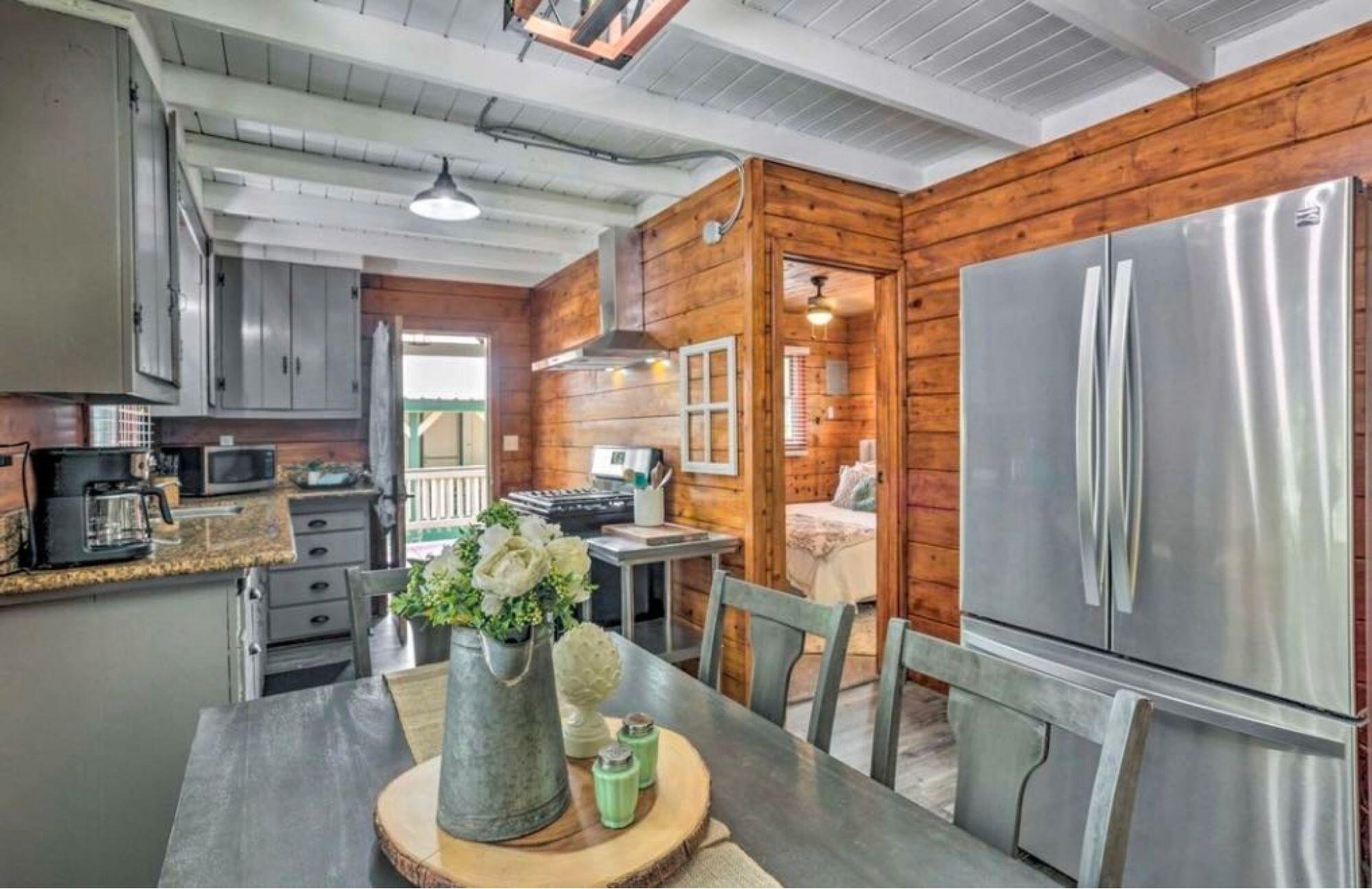 42036 Tollhouse Rd, Shaver Lake, CA 93664