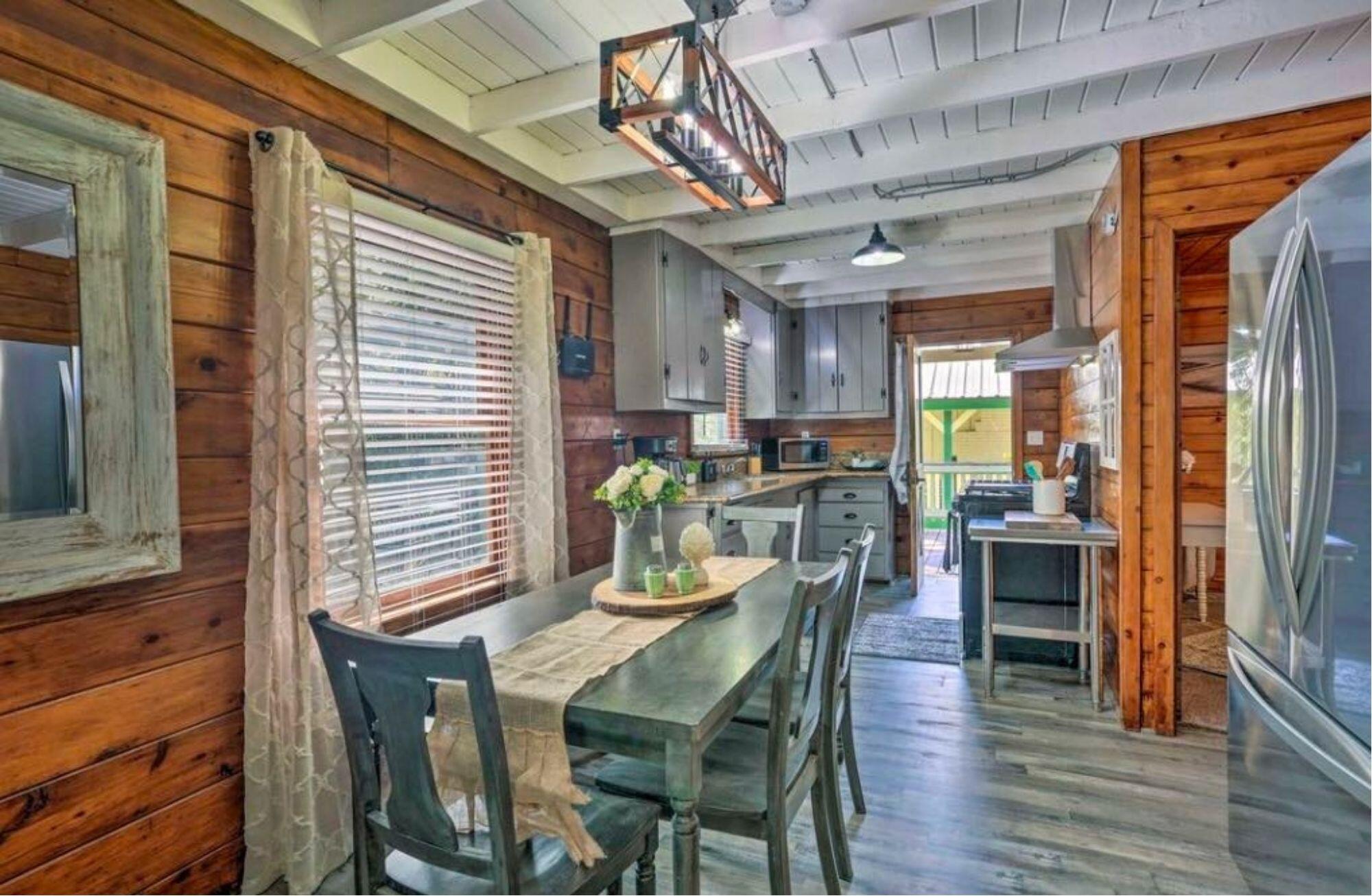 42036 Tollhouse Rd, Shaver Lake, CA 93664