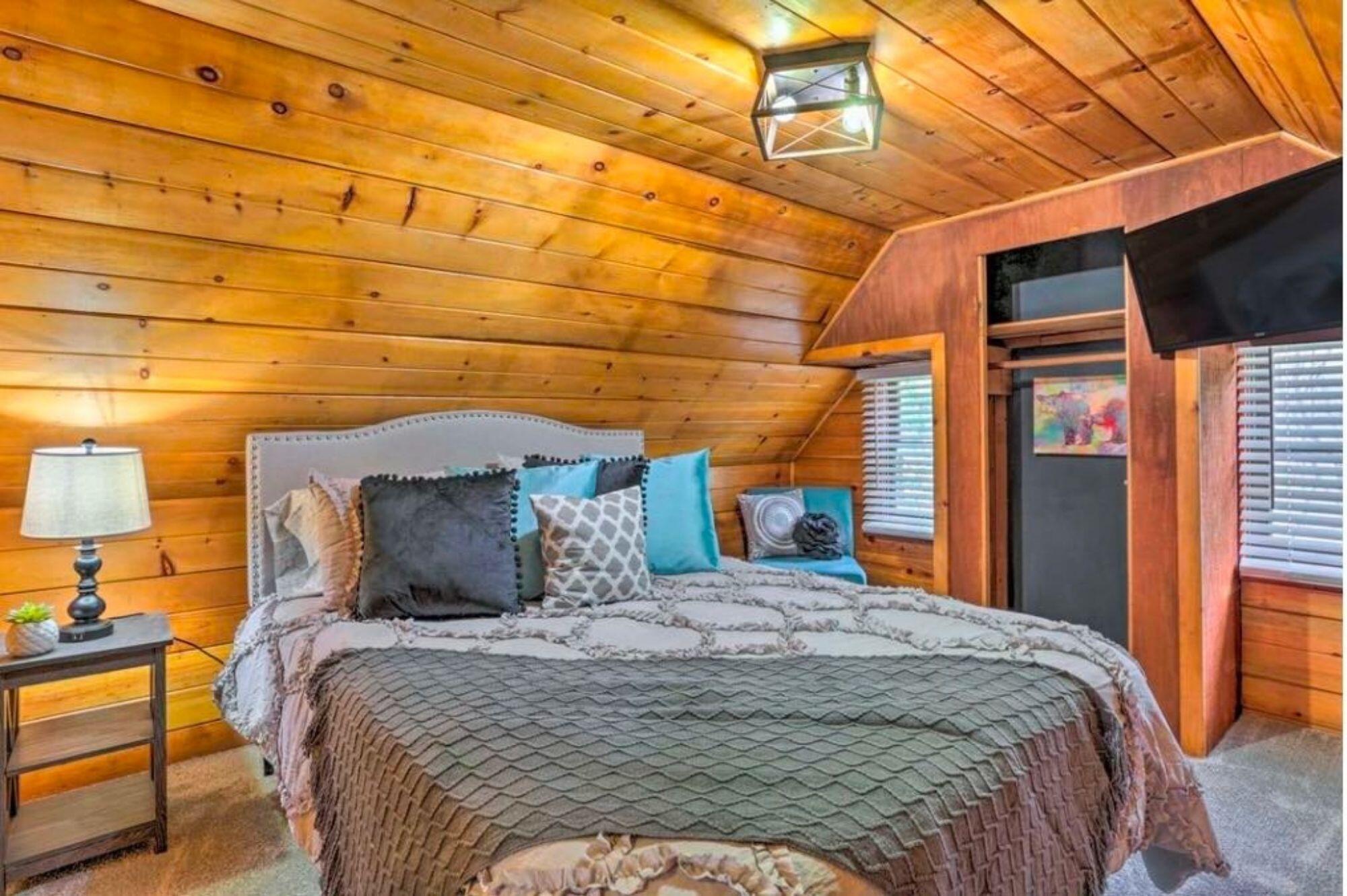 42036 Tollhouse Rd, Shaver Lake, CA 93664