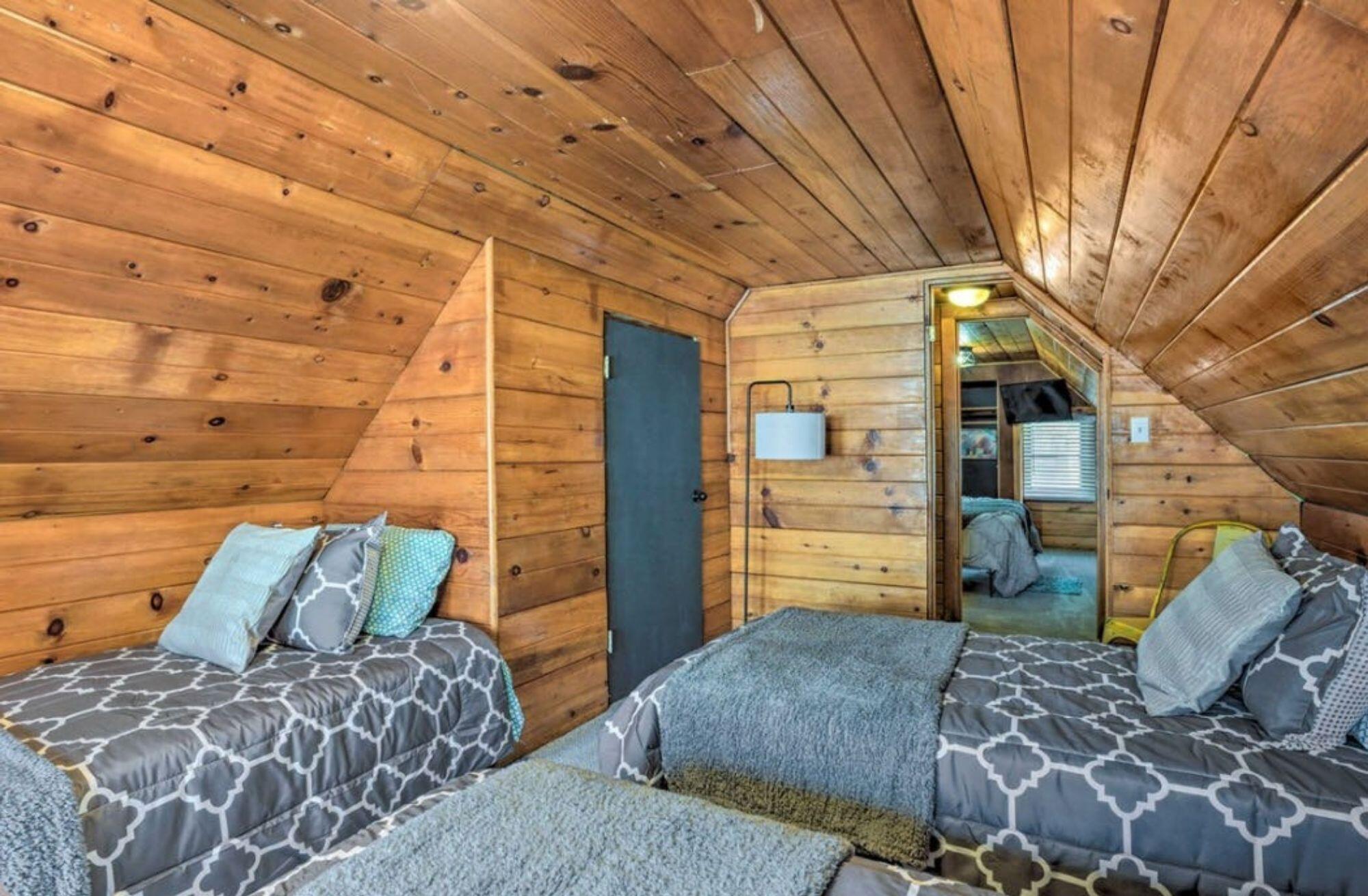 42036 Tollhouse Rd, Shaver Lake, CA 93664