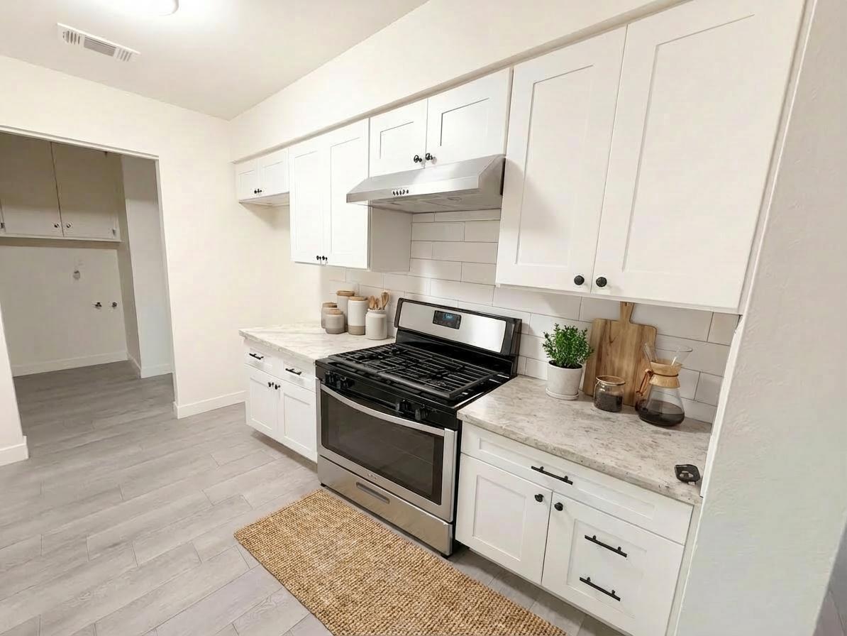 302 Sequoia Dr, Exeter, CA 93221