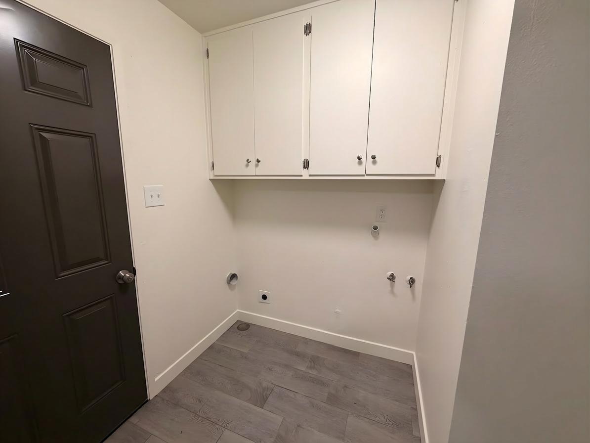 302 Sequoia Dr, Exeter, CA 93221