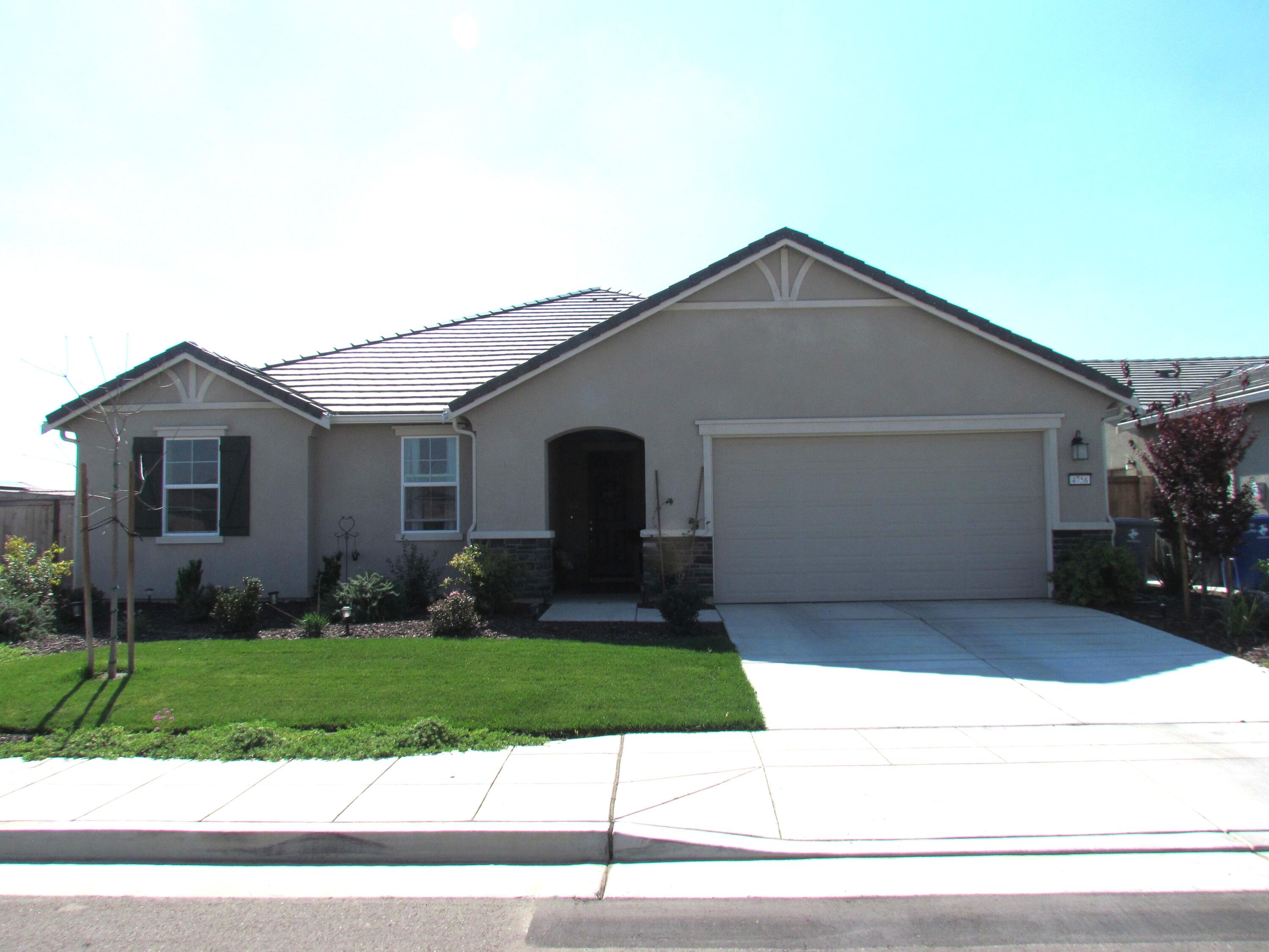 4758 Bellaire Ave, Clovis, CA 93619