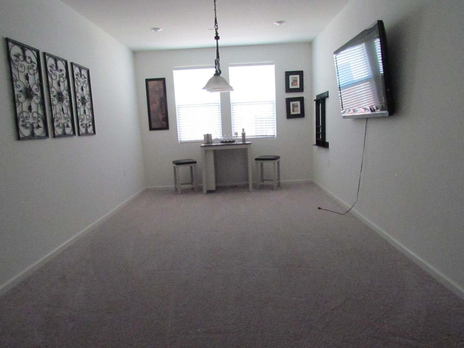 4758 Bellaire Ave, Clovis, CA 93619