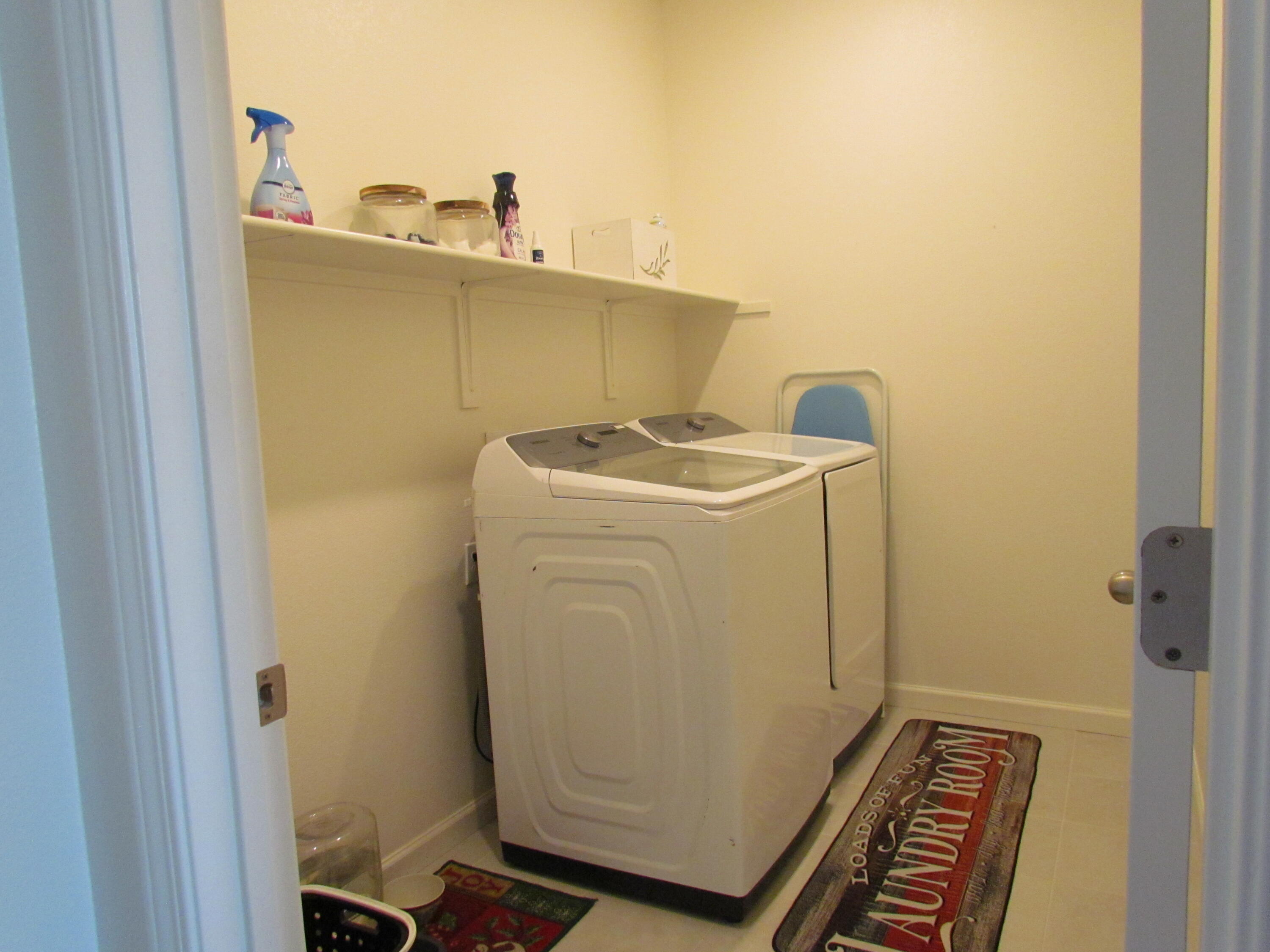 4758 Bellaire Ave, Clovis, CA 93619