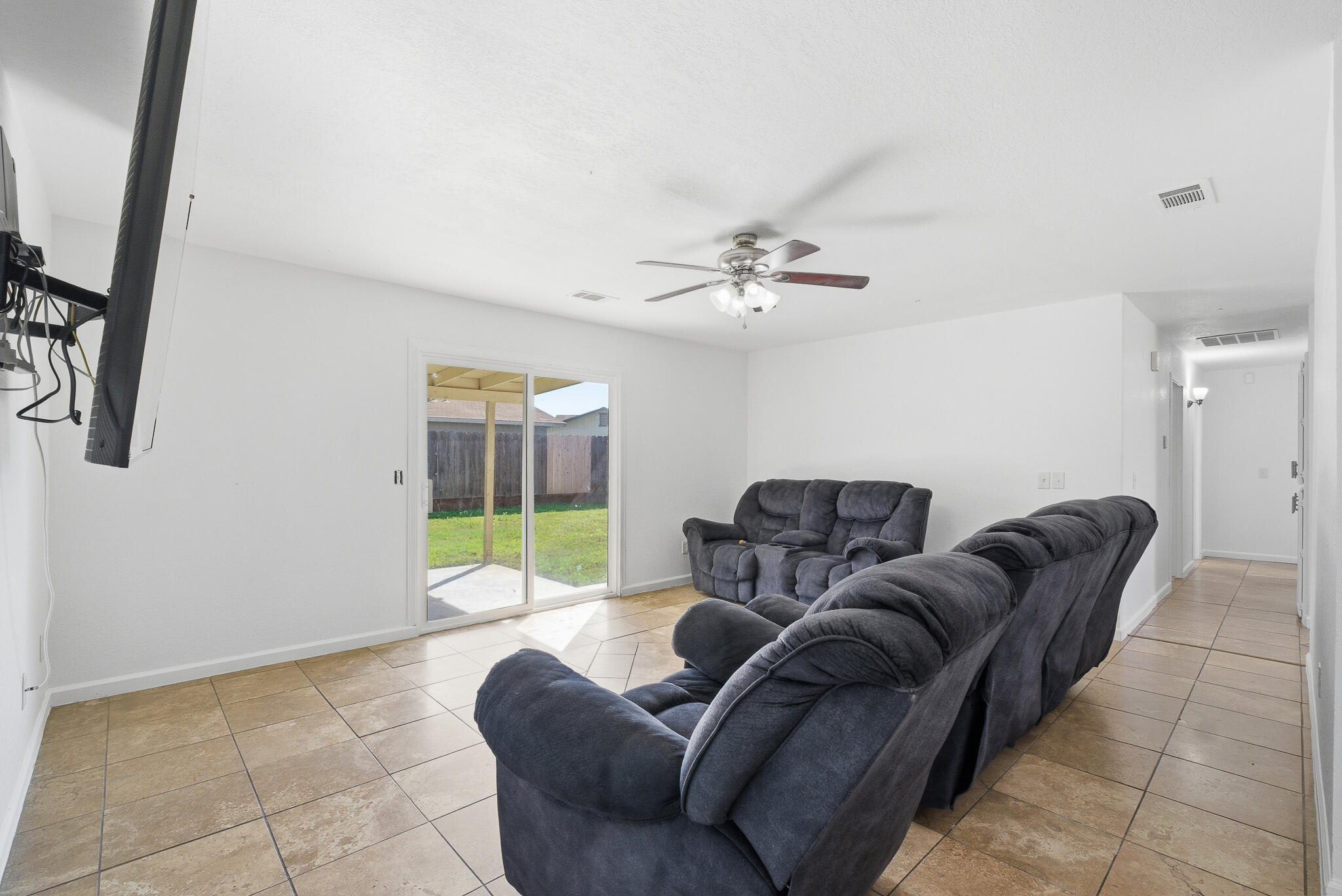 14291 Rosemary Cir, Lemoore, CA 93245