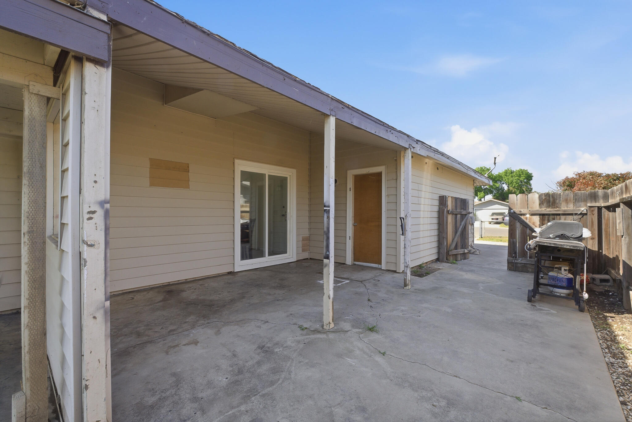 14291 Rosemary Cir, Lemoore, CA 93245