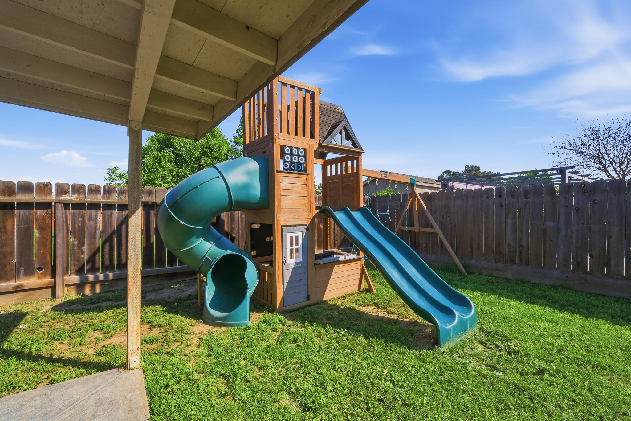 14291 Rosemary Cir, Lemoore, CA 93245