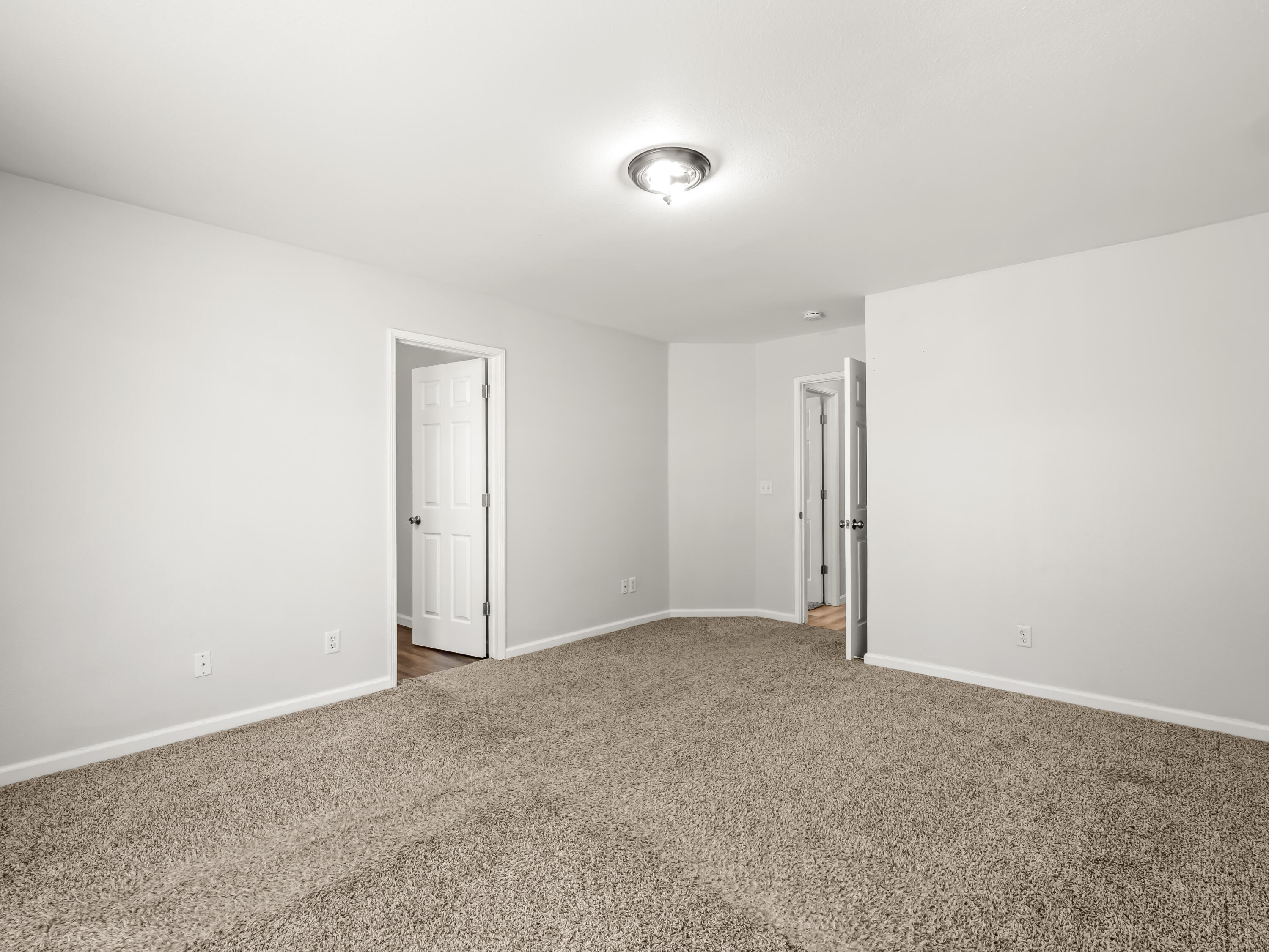 390 Tucker Ave, Sanger, CA 93657