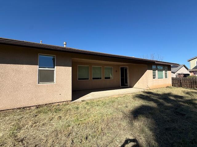 2347 E Jefferson Ave, Reedley, CA 93654