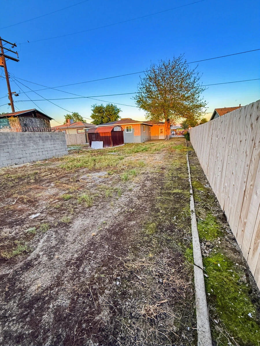 199 Spani Way, Pixley, CA 93256