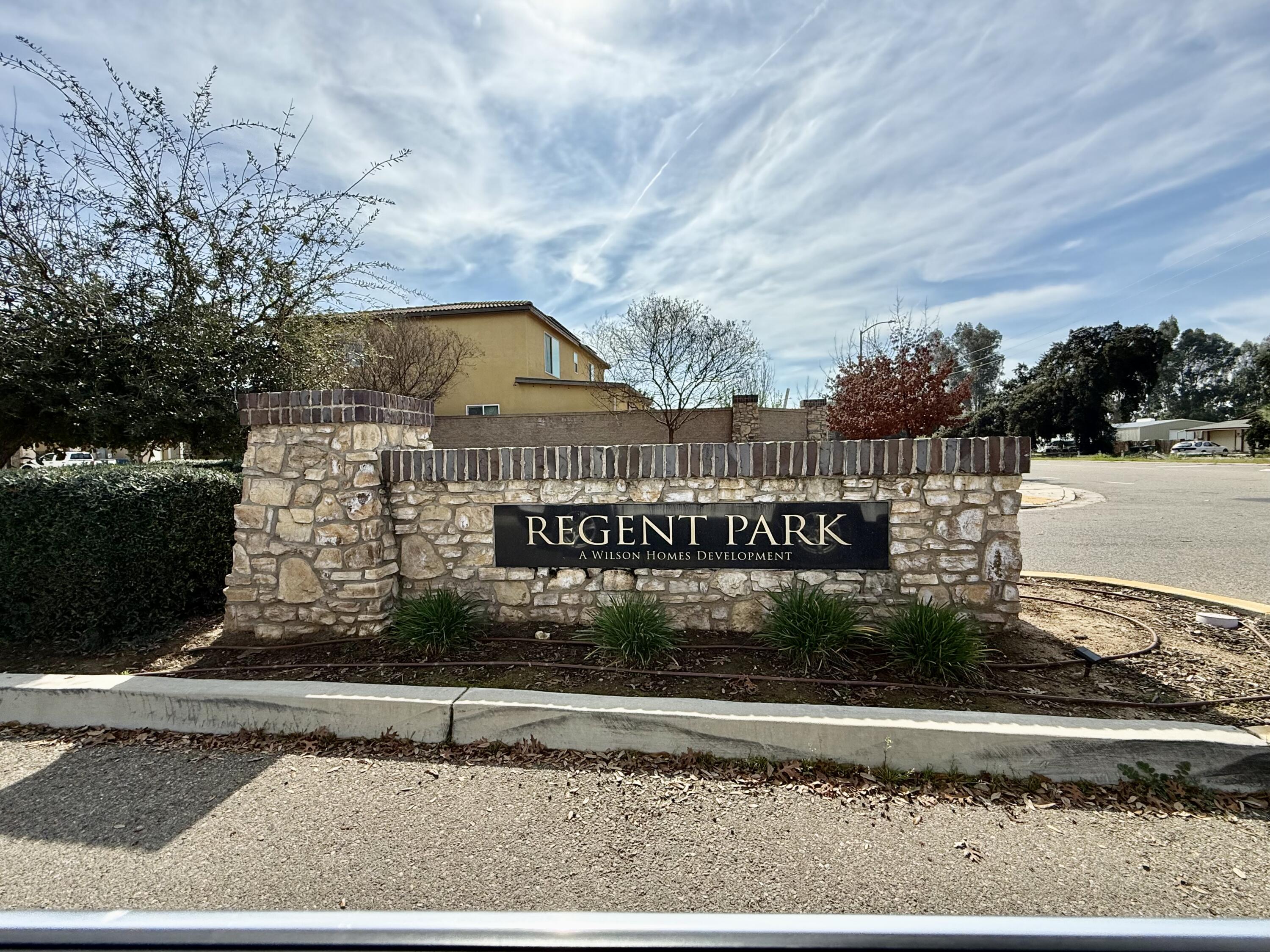 3698 Sussex Ave, Clovis, CA 93619