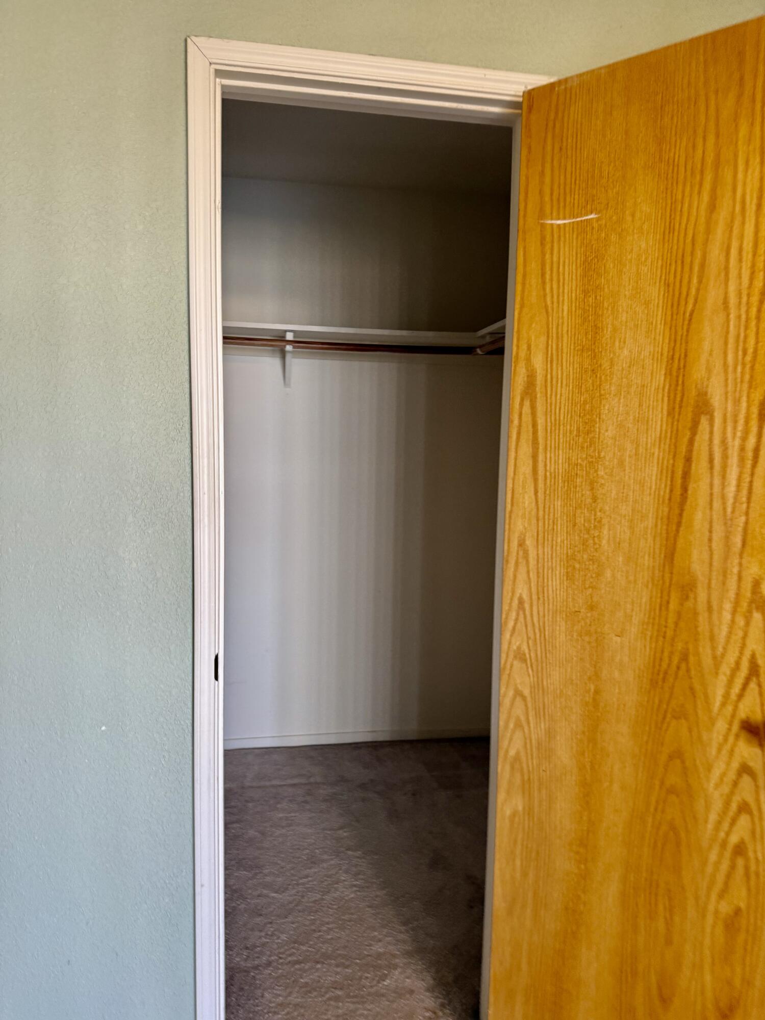 525 Cosart, Exeter, CA 93221