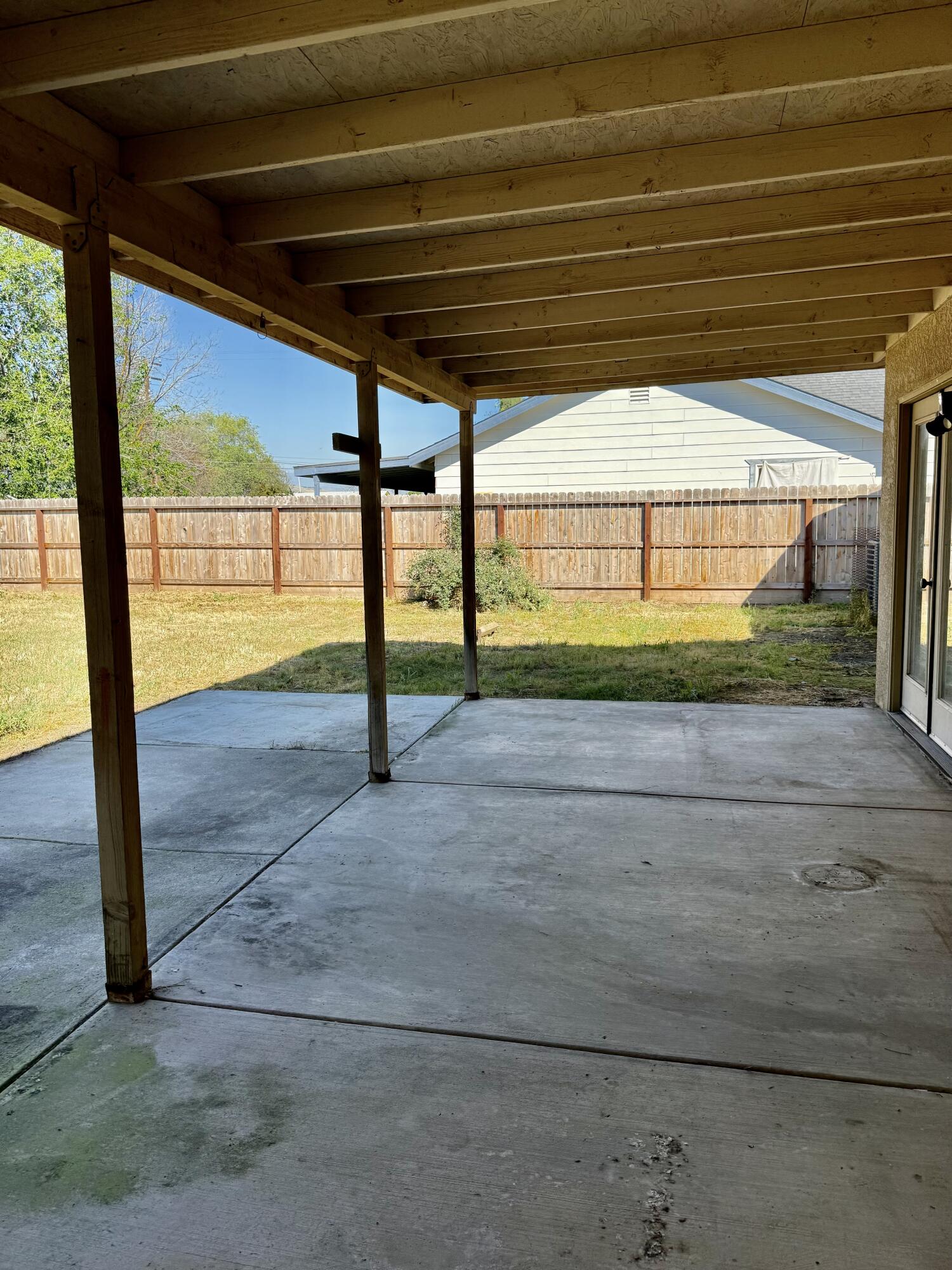 525 Cosart, Exeter, CA 93221