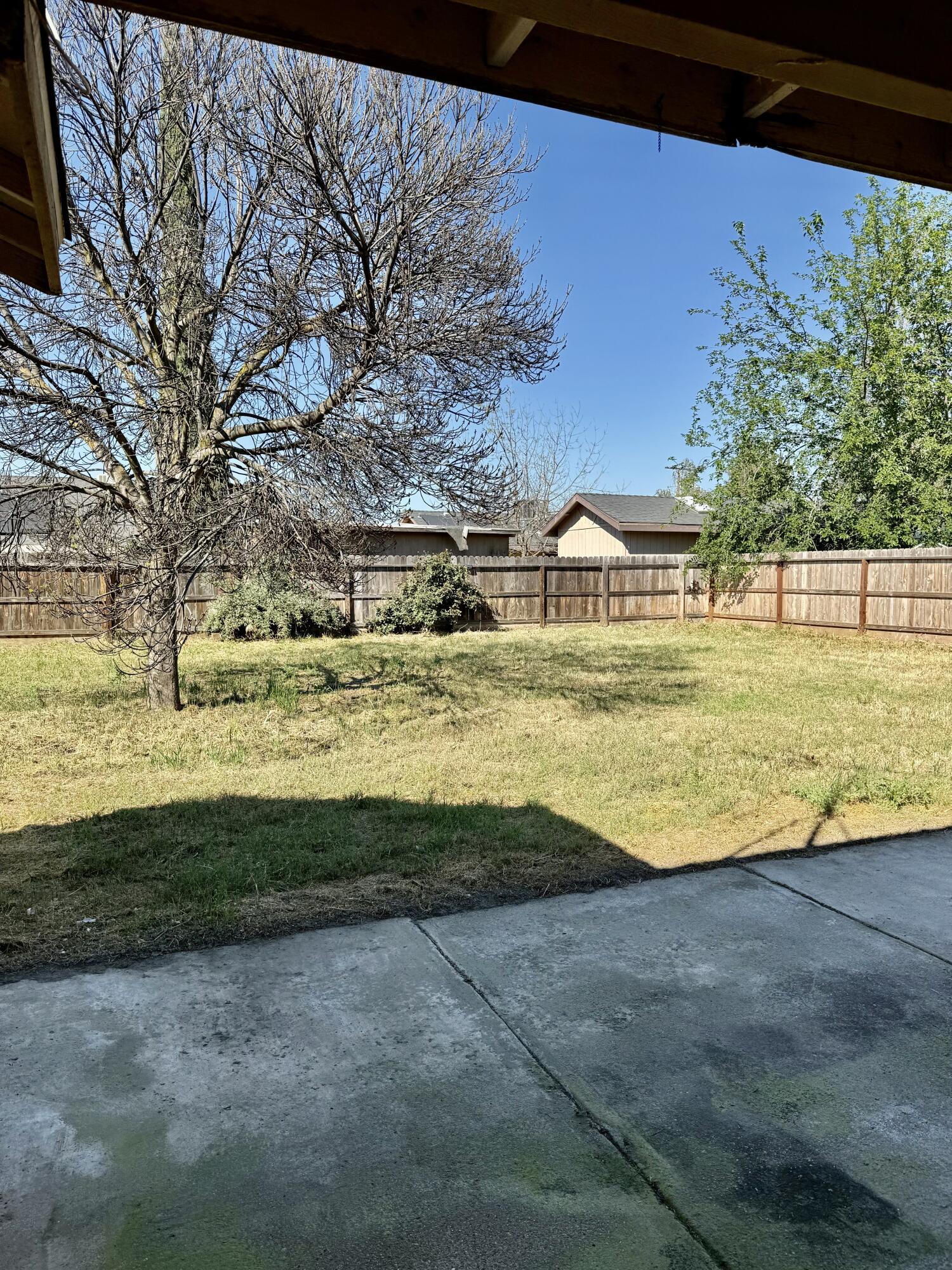 525 Cosart, Exeter, CA 93221