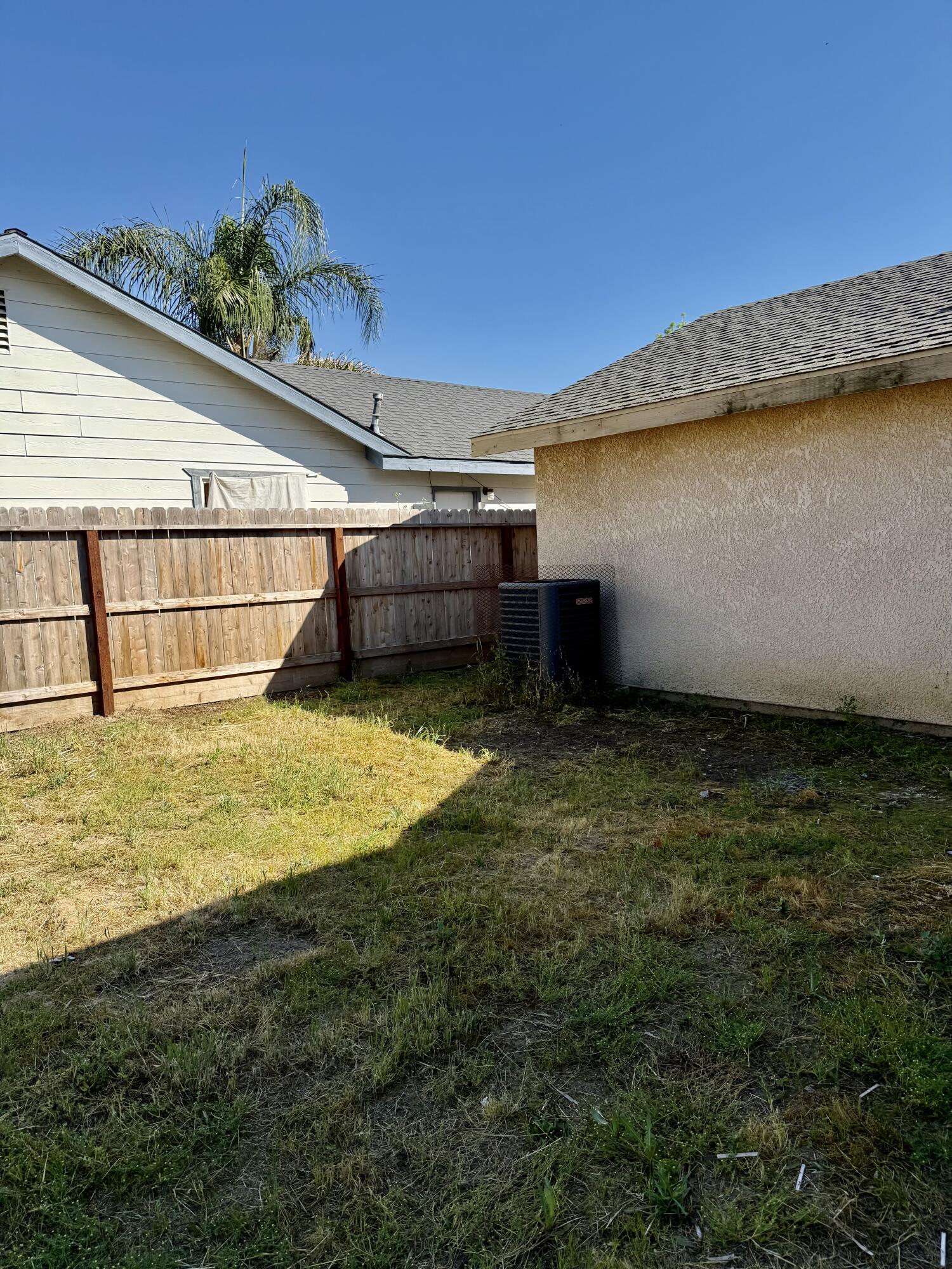525 Cosart, Exeter, CA 93221