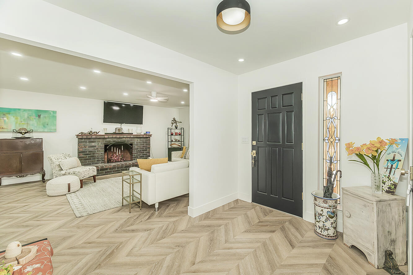 714 E Ann Dr, Reedley, CA 93654