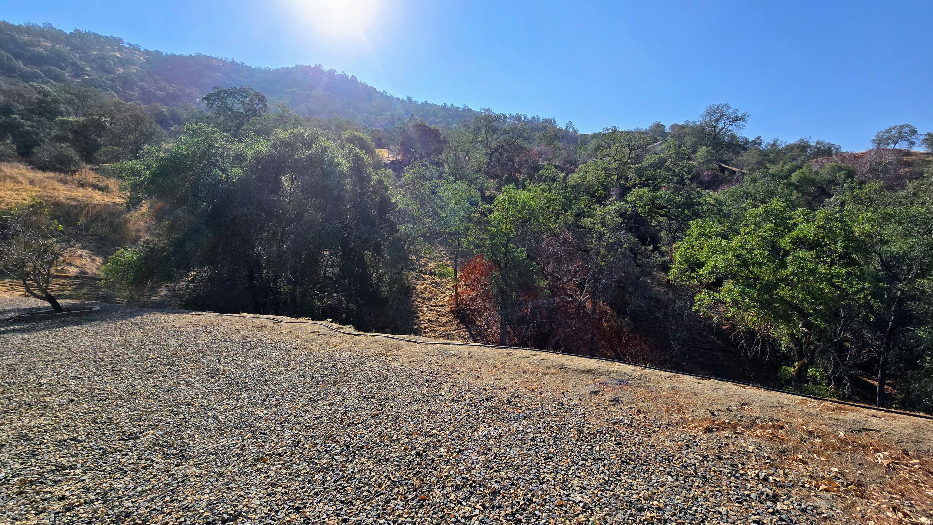 41299 E Mynatt Dr, Three Rivers, CA 93271