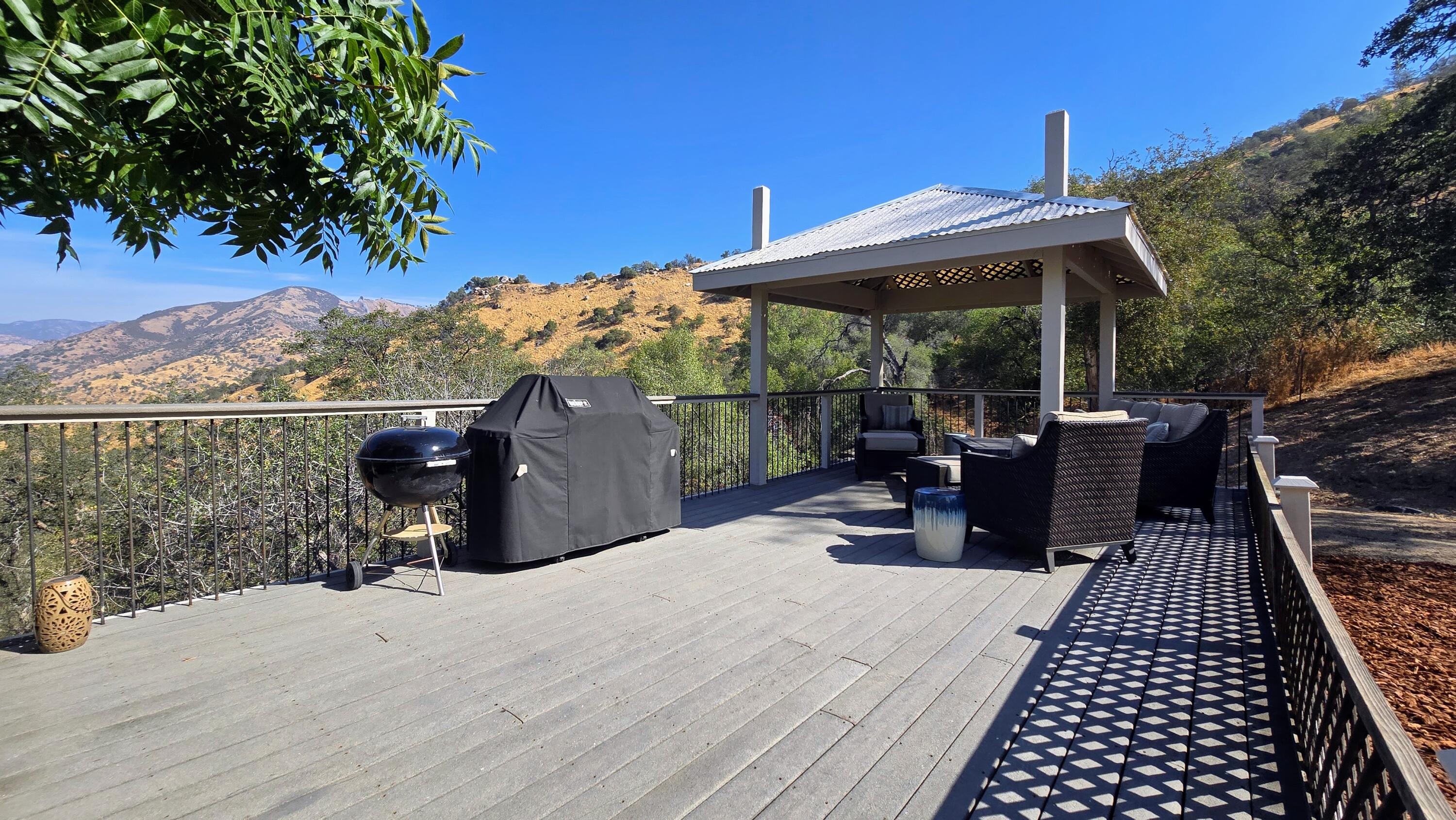 41299 E Mynatt Dr, Three Rivers, CA 93271