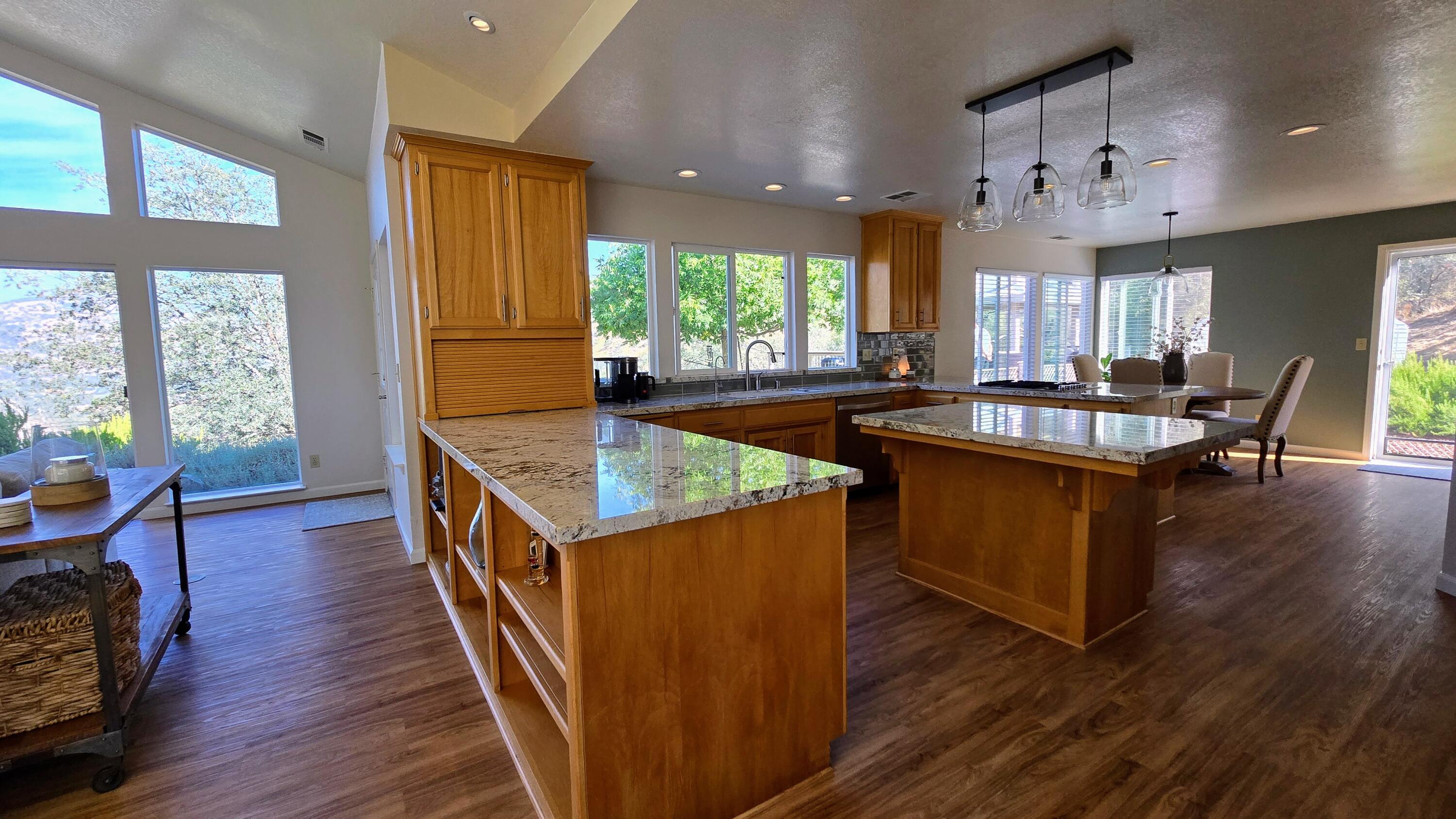 41299 E Mynatt Dr, Three Rivers, CA 93271