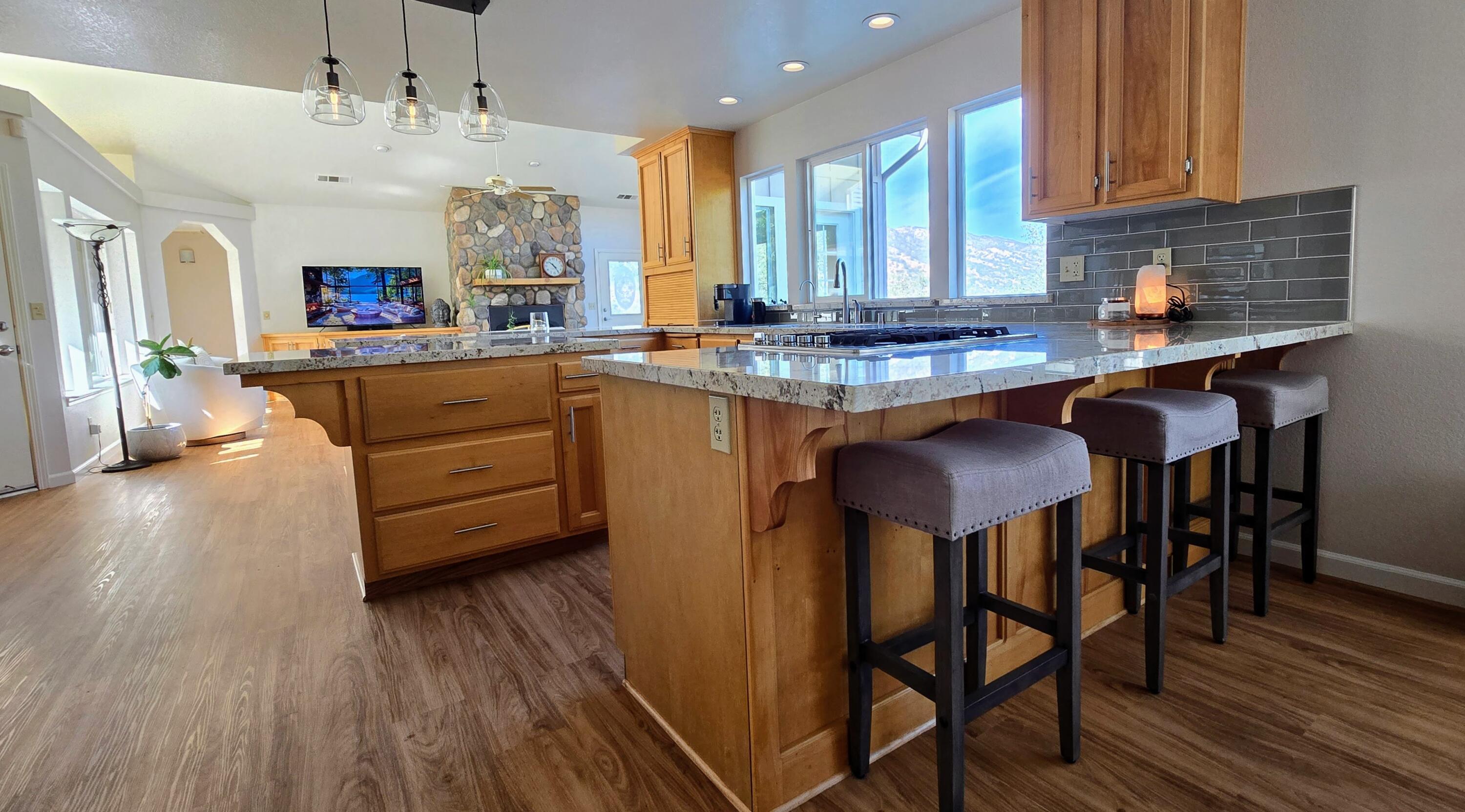 41299 E Mynatt Dr, Three Rivers, CA 93271