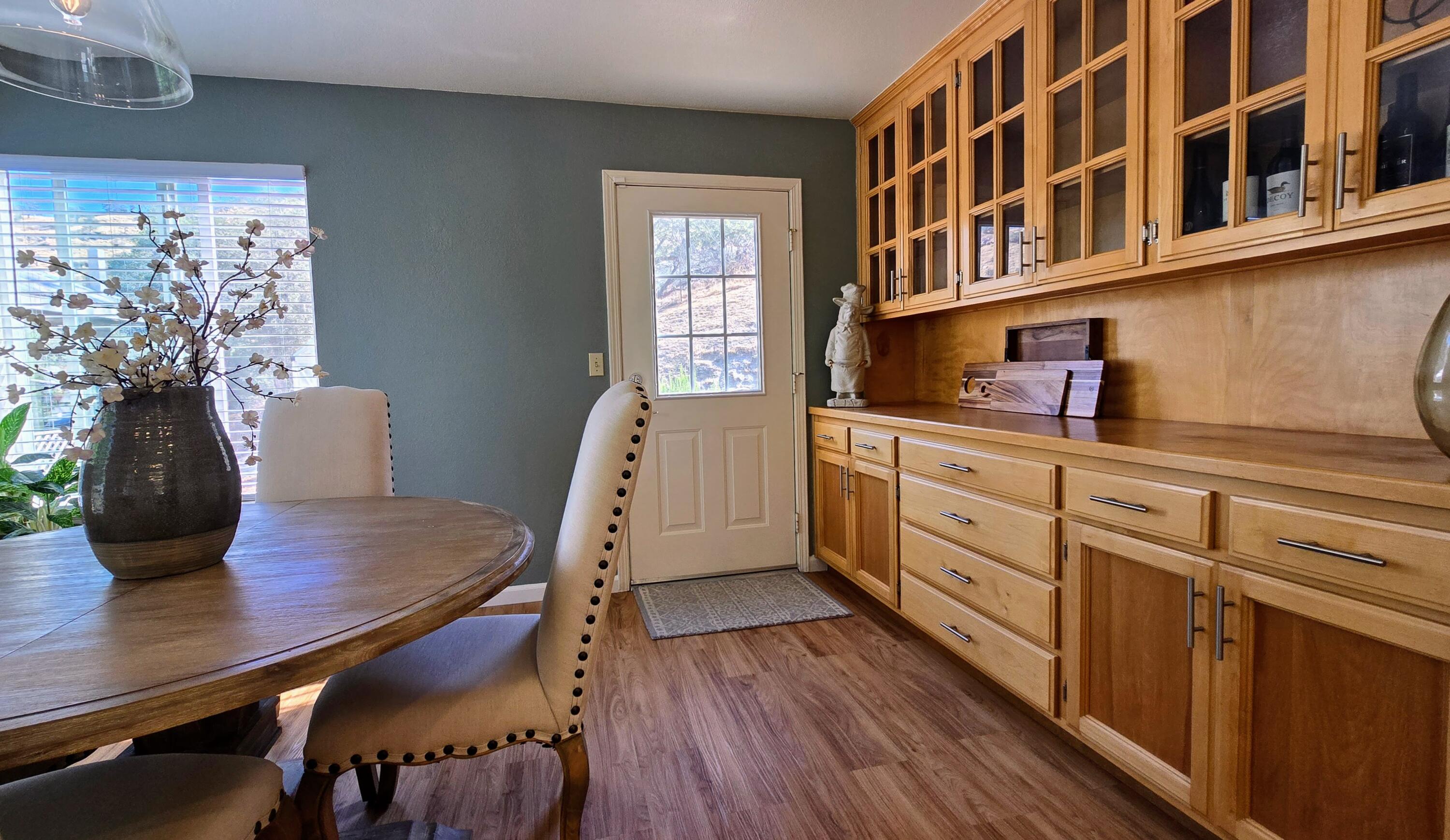 41299 E Mynatt Dr, Three Rivers, CA 93271