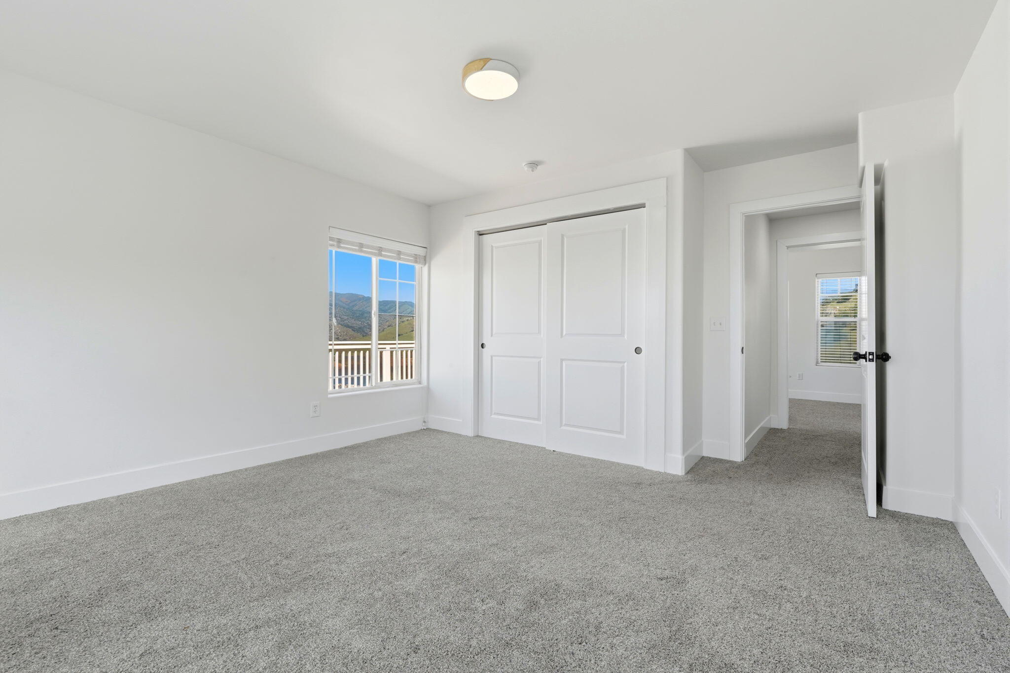 34453 Sierra Dr, Lemon Cove, CA 93244