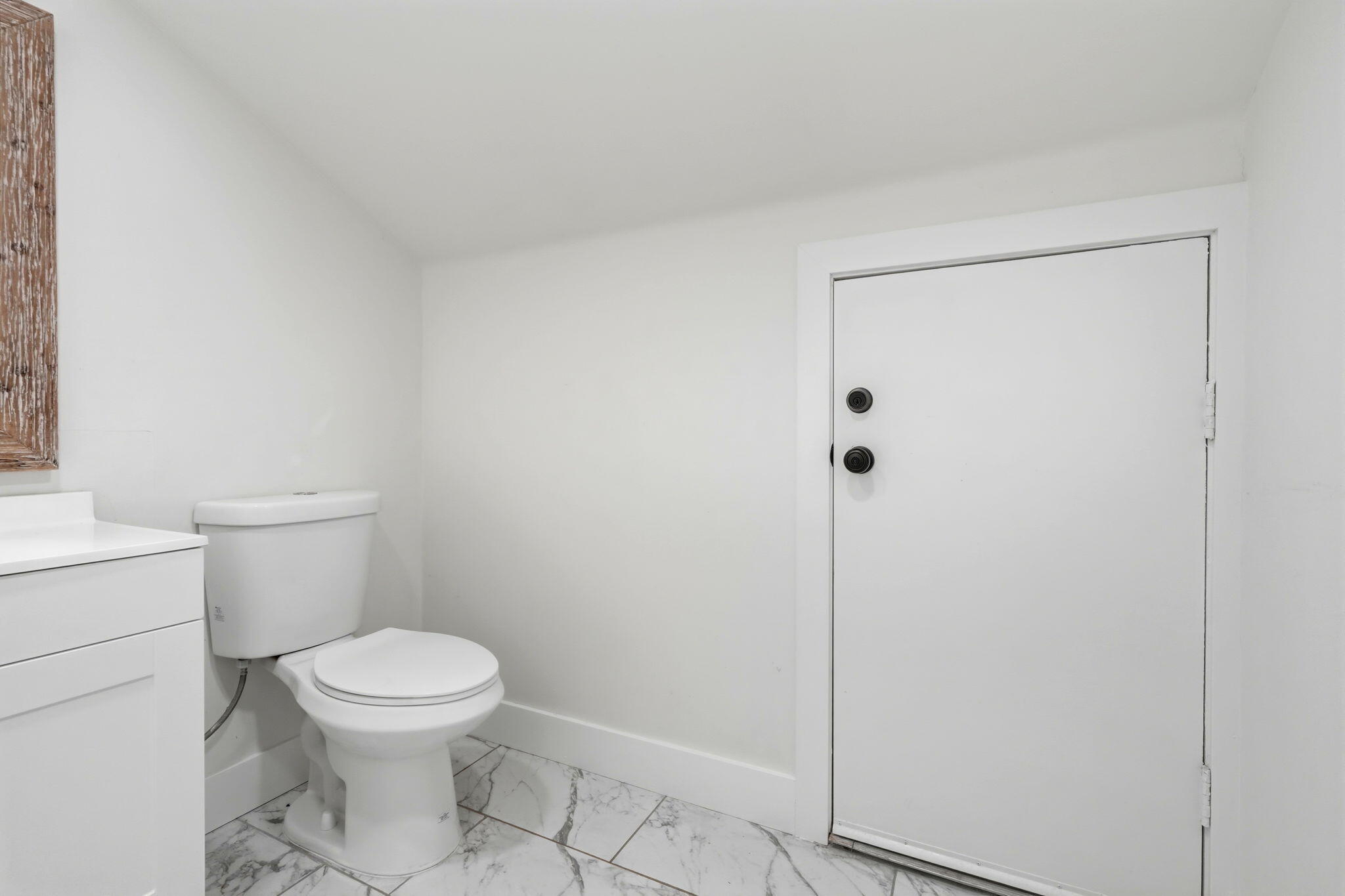 34453 Sierra Dr, Lemon Cove, CA 93244