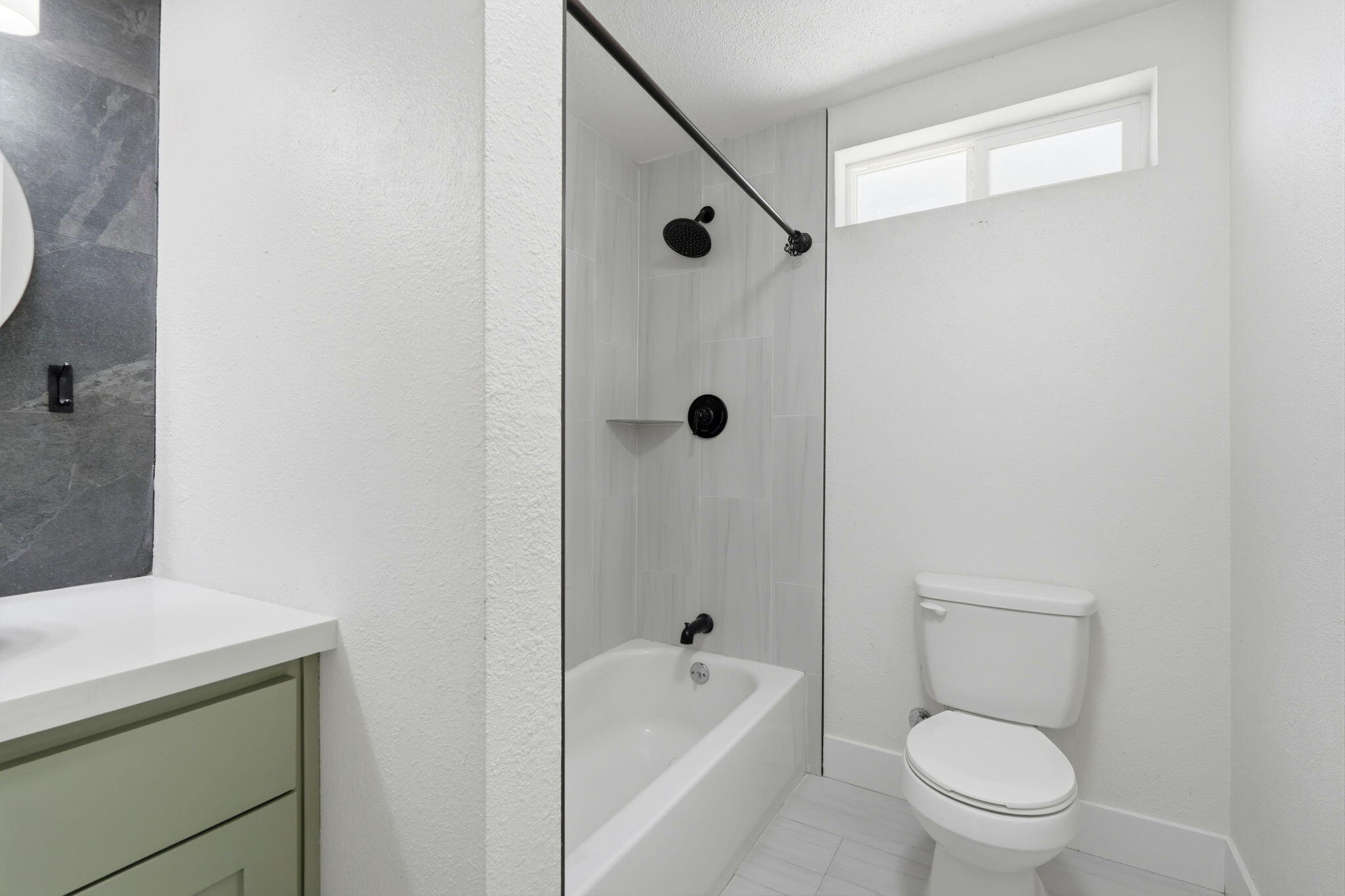 34453 Sierra Dr, Lemon Cove, CA 93244