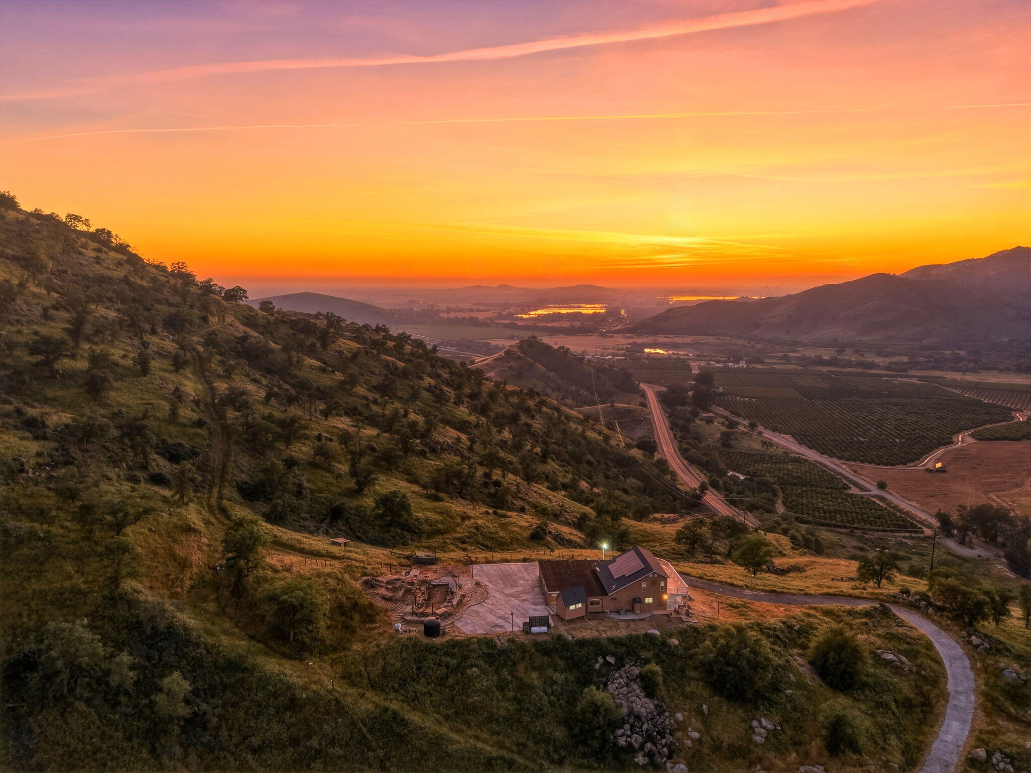 34453 Sierra Dr, Lemon Cove, CA 93244